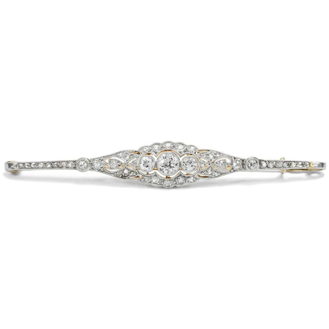 Elegant Antique Scarf Brooch with Diamonds in Gold & Platinum, c. 1925