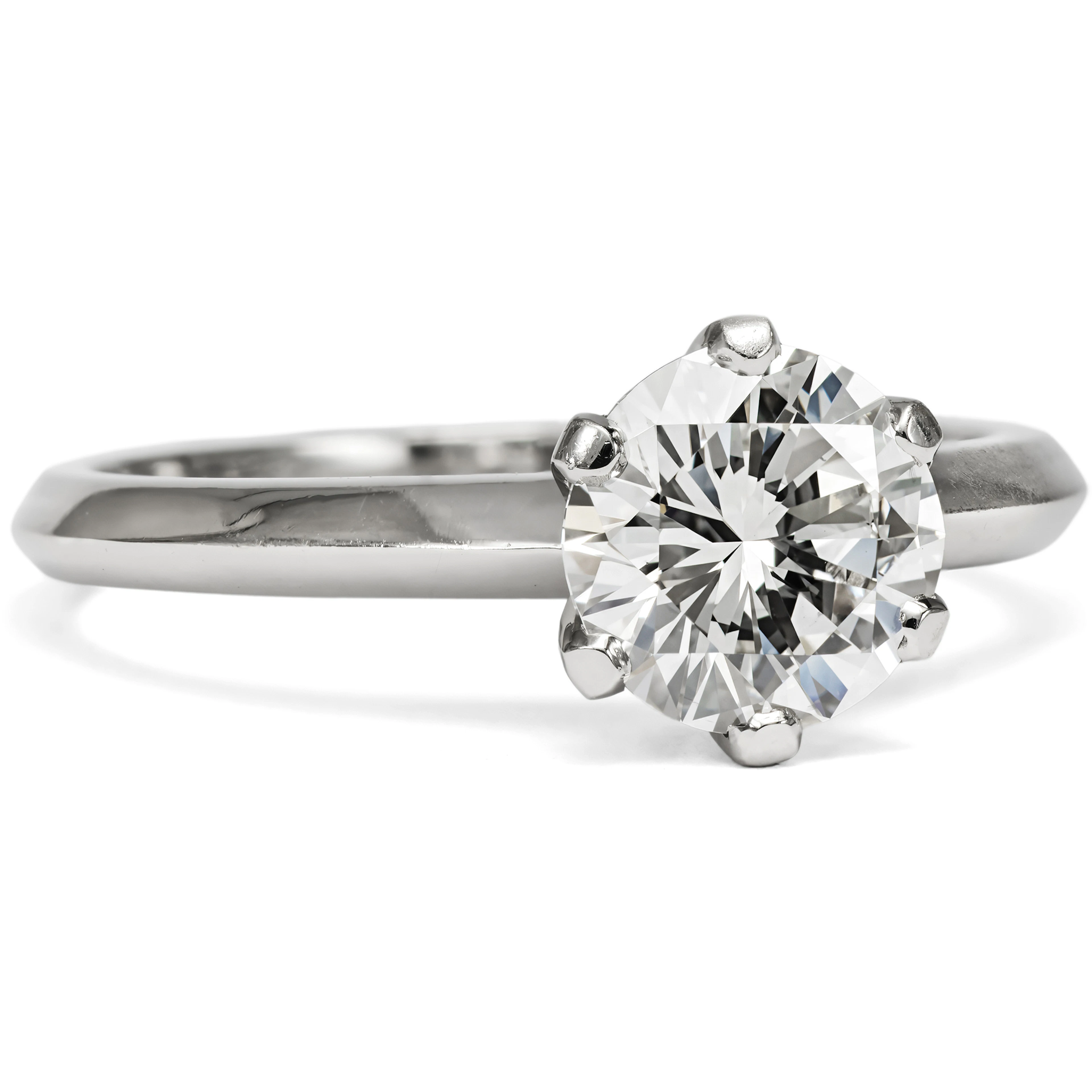 Classic Engagement Ring with a 1.30 Ct Vintage Diamond in Platinum