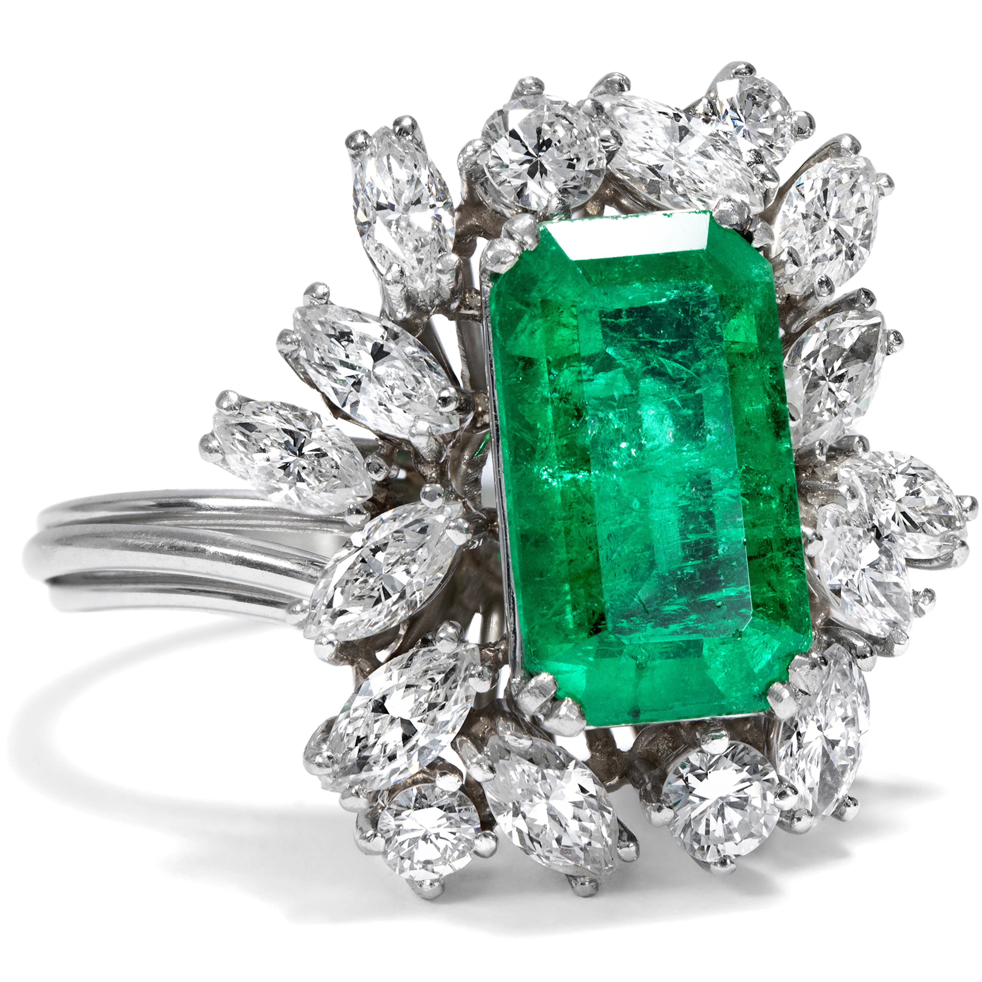 Vintage Entourage Ring with Columbian Emerald & Diamonds, c. 1970