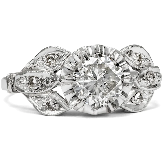 Timeless Vintage Diamond Ring in Platinum, c. 1950