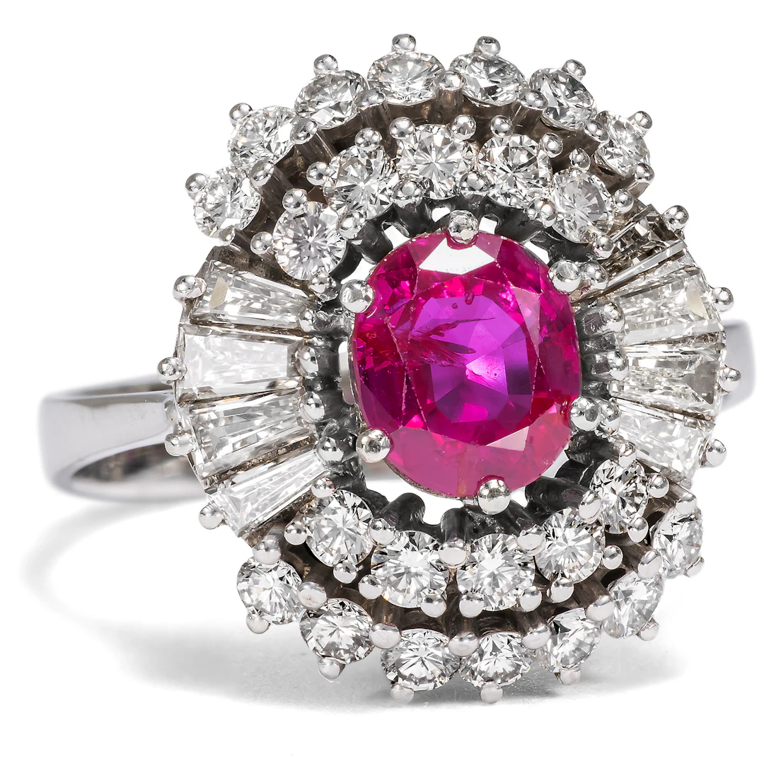 Magnificent Vintage Ring With Untreated Burma Ruby & Diamonds, c. 1975