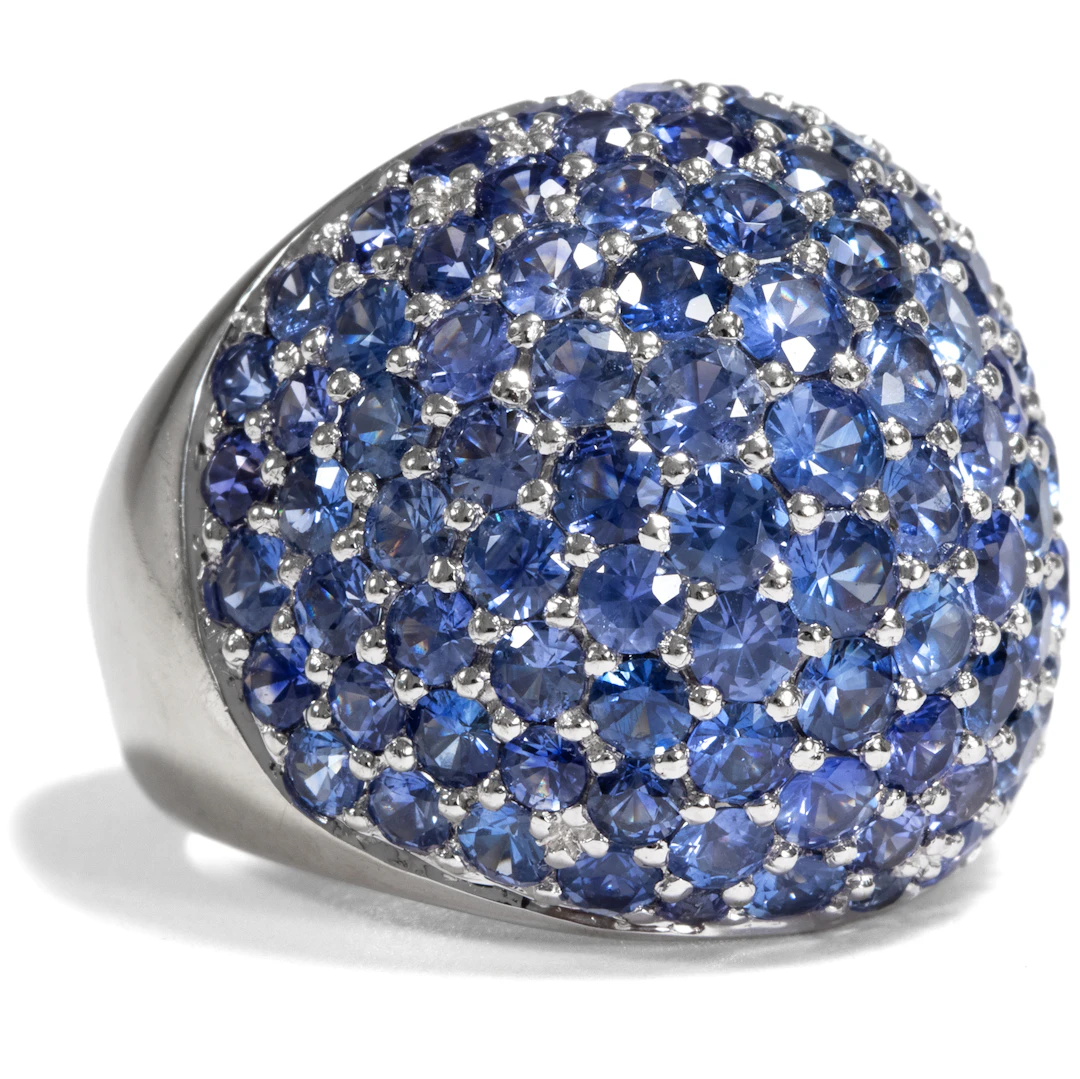 Vintage Ring With 10 Carat Blue Sapphires in White Gold, ca. 2000
