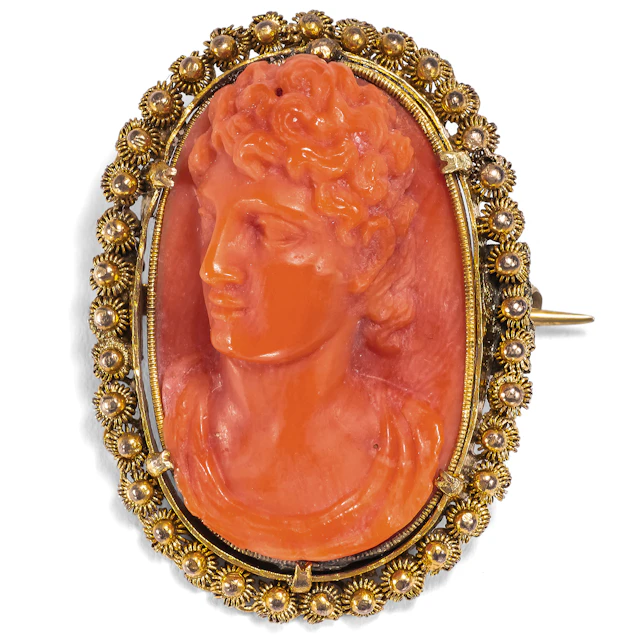 Antique Coral Cameo Set in Gold Cannetille Filigree, c. 1820
