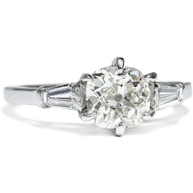 Glamorous Platinum Ring with 1.44 ct Old Mine Cut by Van Cleef & Arpels