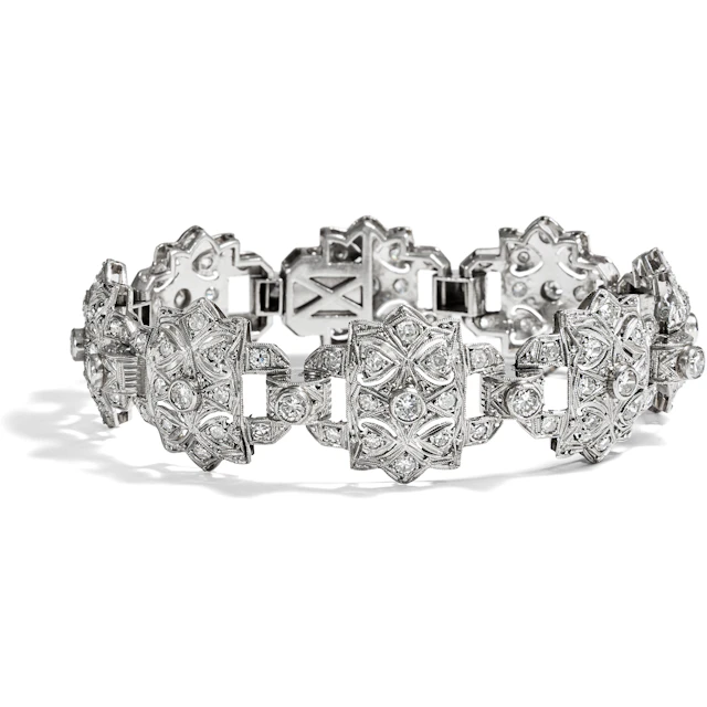 Precious Art Deco Diamond Bracelet Made of Platinum, ca. 1930
