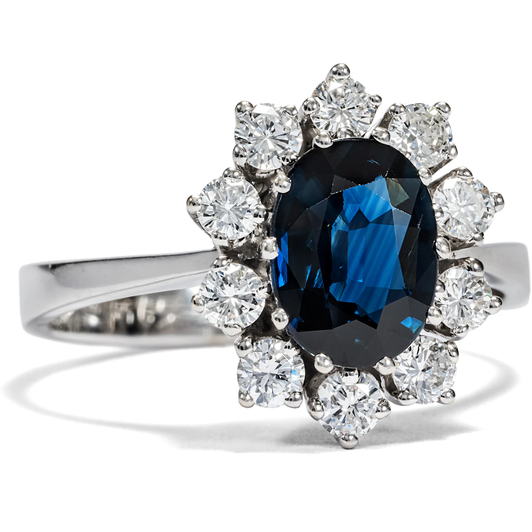 Timeless Entourage Ring With Sapphire & Diamonds in White Gold, ca. 1980