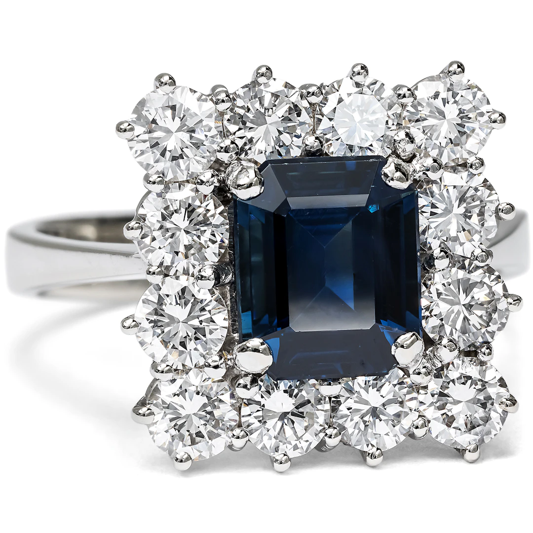Luxurious White Gold Vintage Ring with Sapphire & Diamonds, Vienna c. 1980