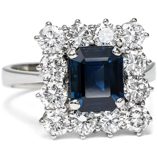 Luxurious White Gold Vintage Ring with Sapphire & Diamonds, Vienna c. 1980