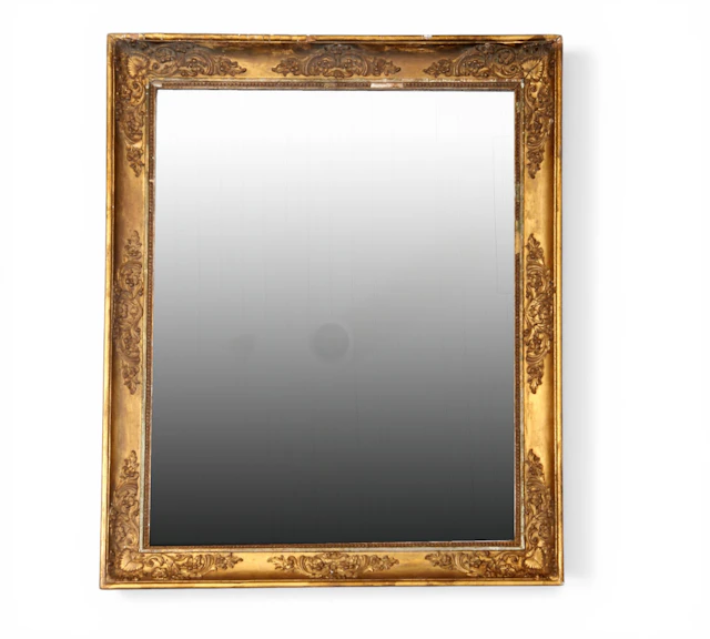 Mirror with Elizabethan frame in gilt wood and stucco, 19th Century.