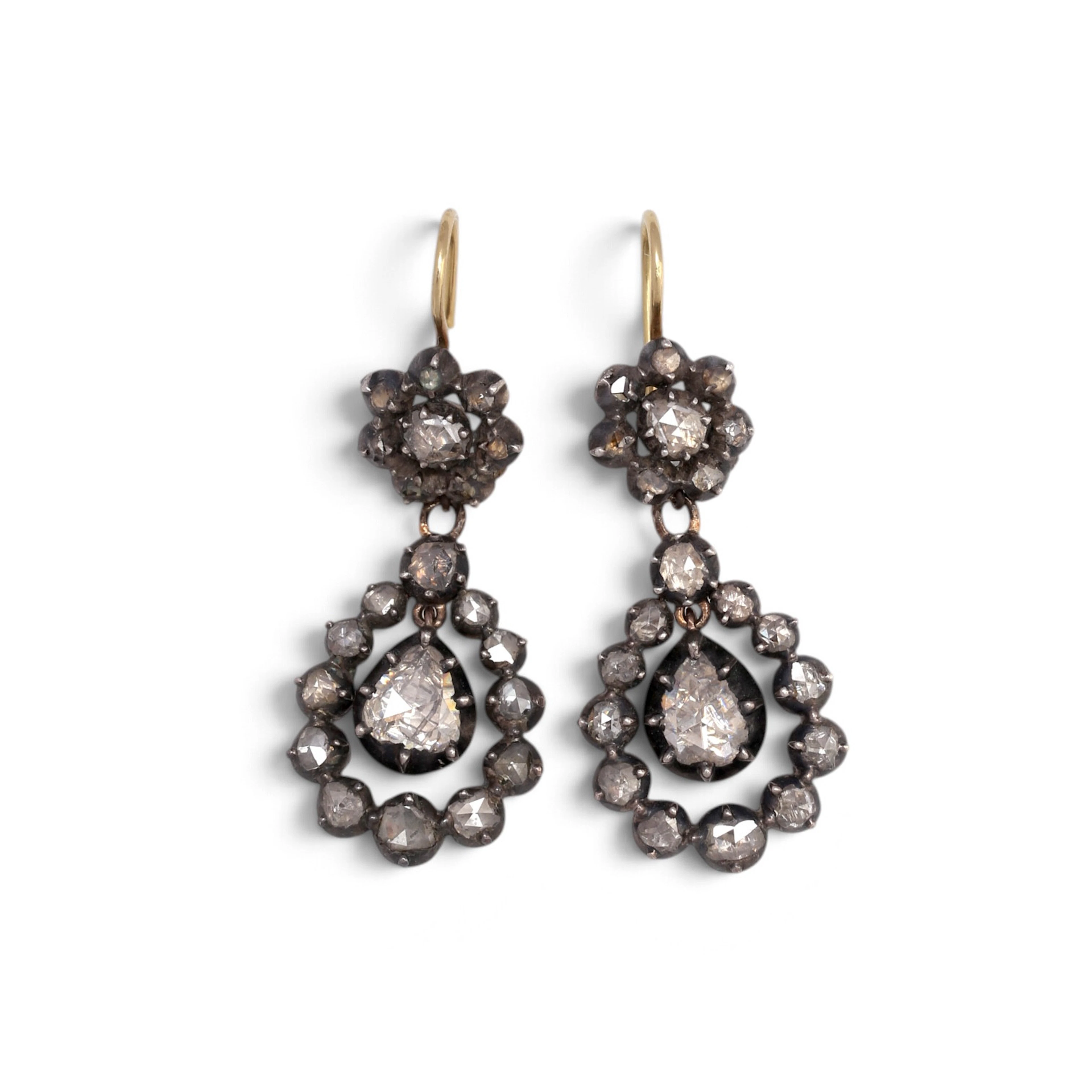 Diamonds long earrings, first third of the 19th Century.