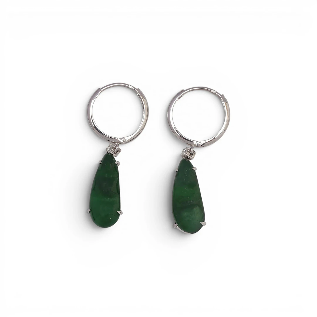 Jade and diamonds earrings.