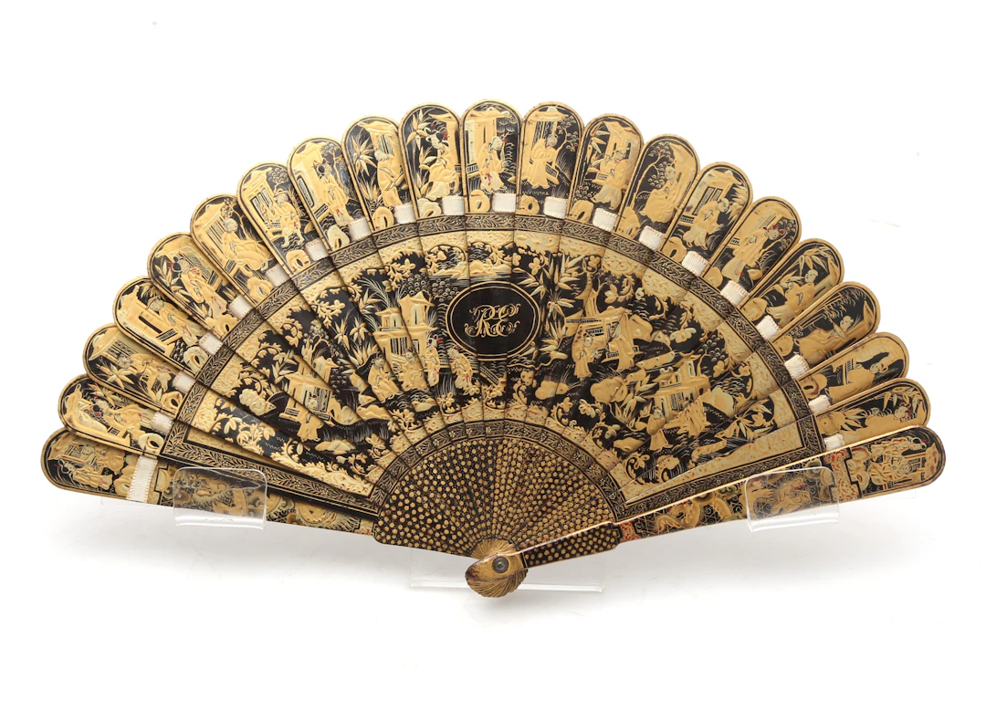O. 96. Chinese folding fan for export, with lacquered and gilt wood