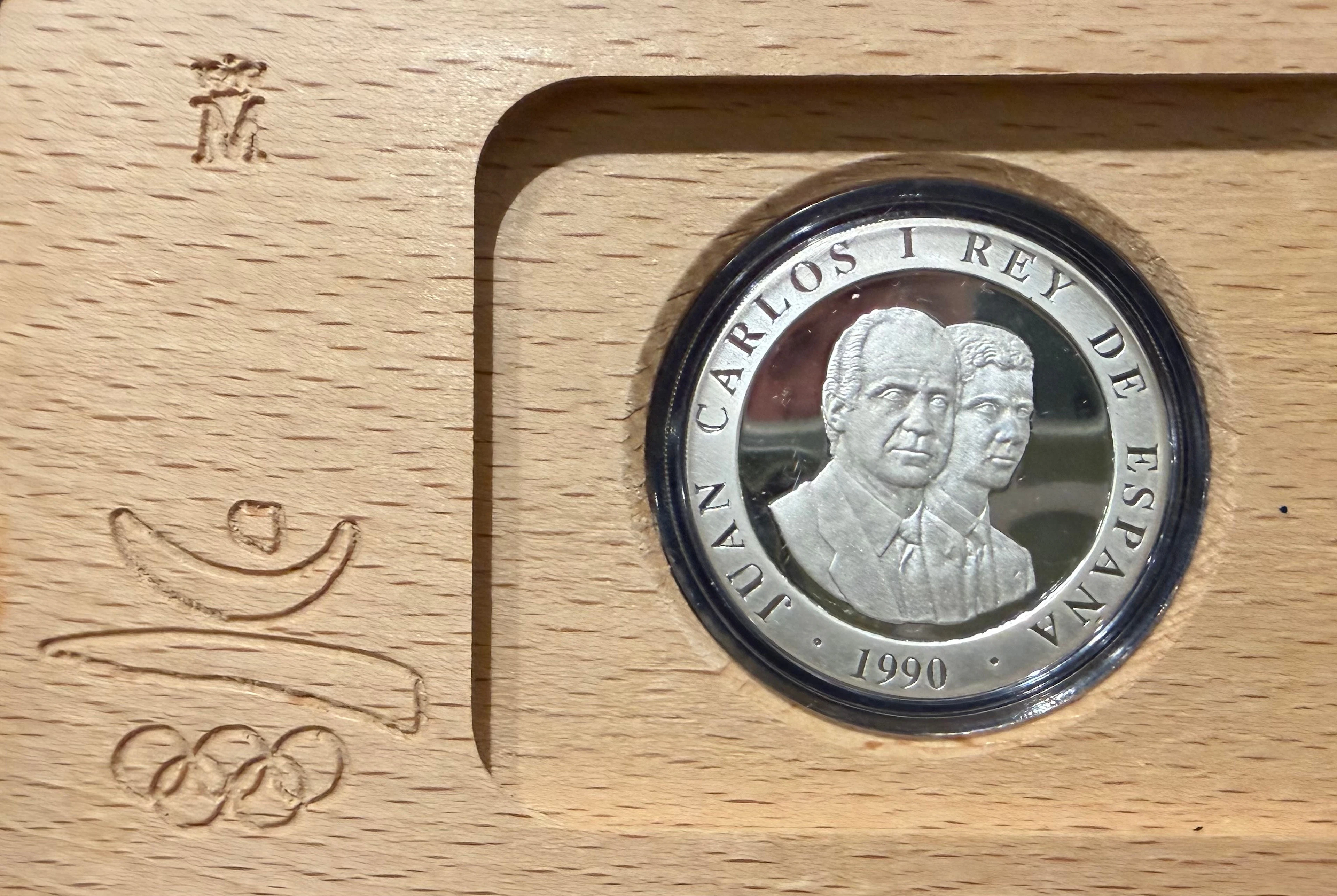 Moneda española de 2000 pesetas en plata conmemorativa de los Juegos
