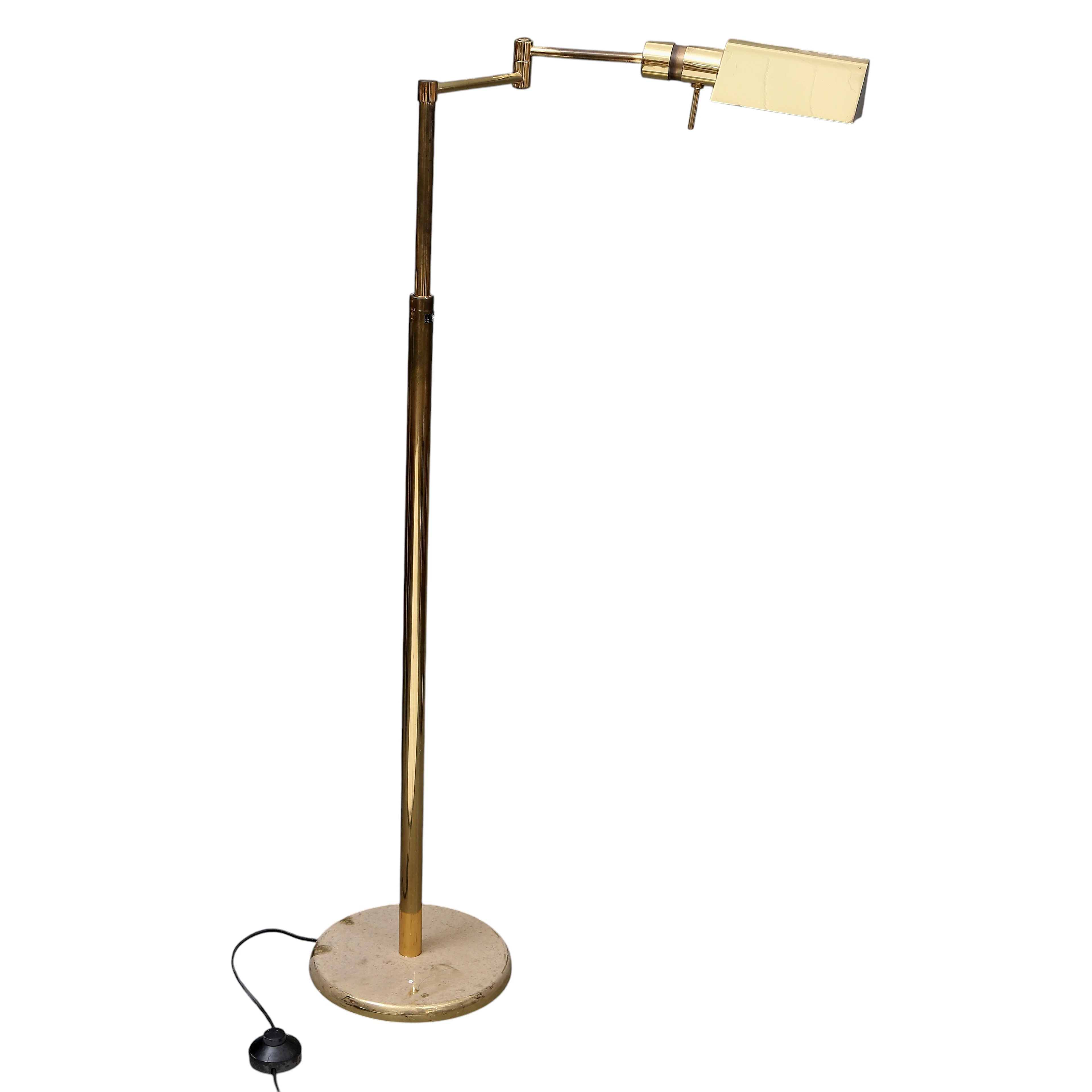 Vintage low floor lamp in gilt brass, 20th Century.