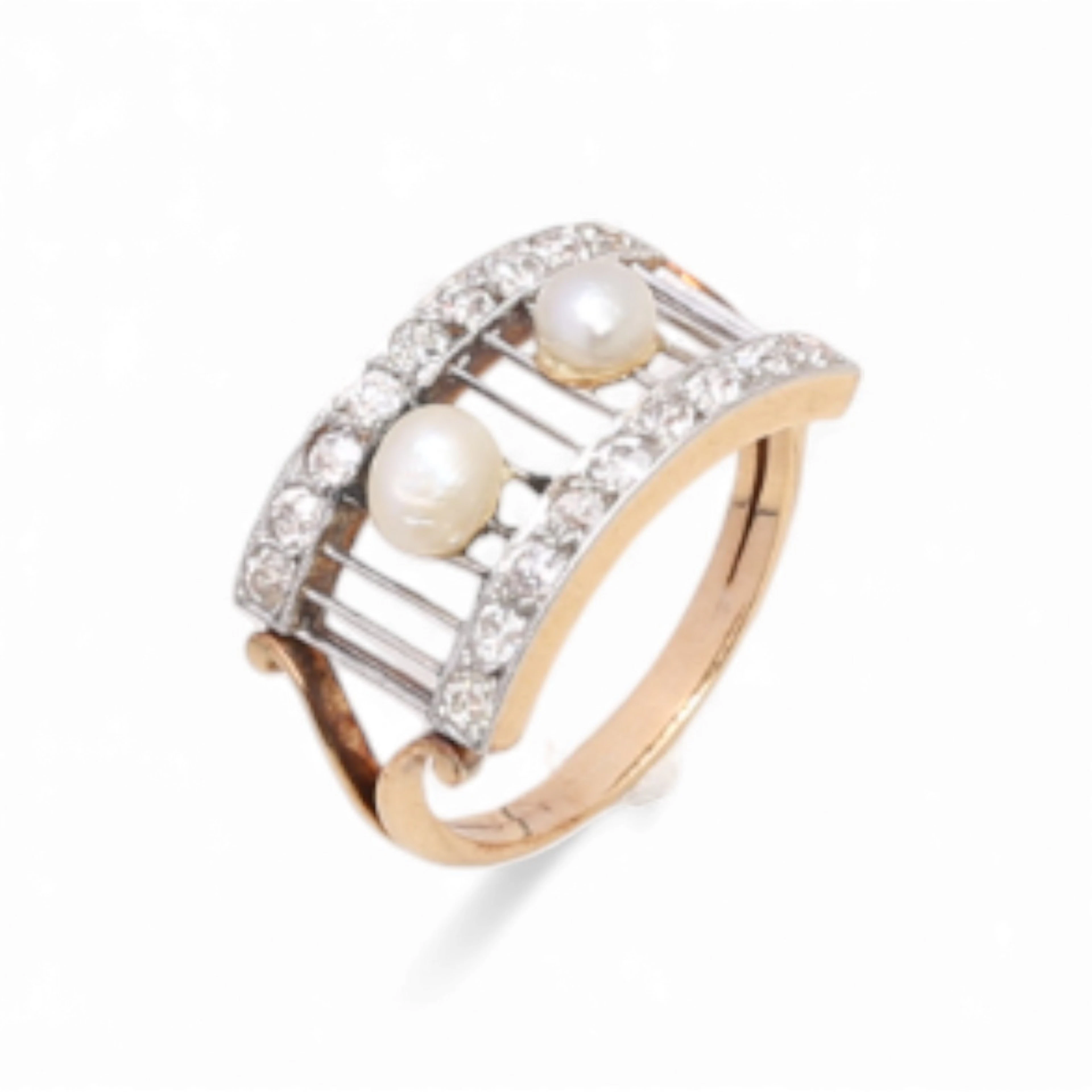 BELLE Époque diamond and pearl ring, circa 1910.