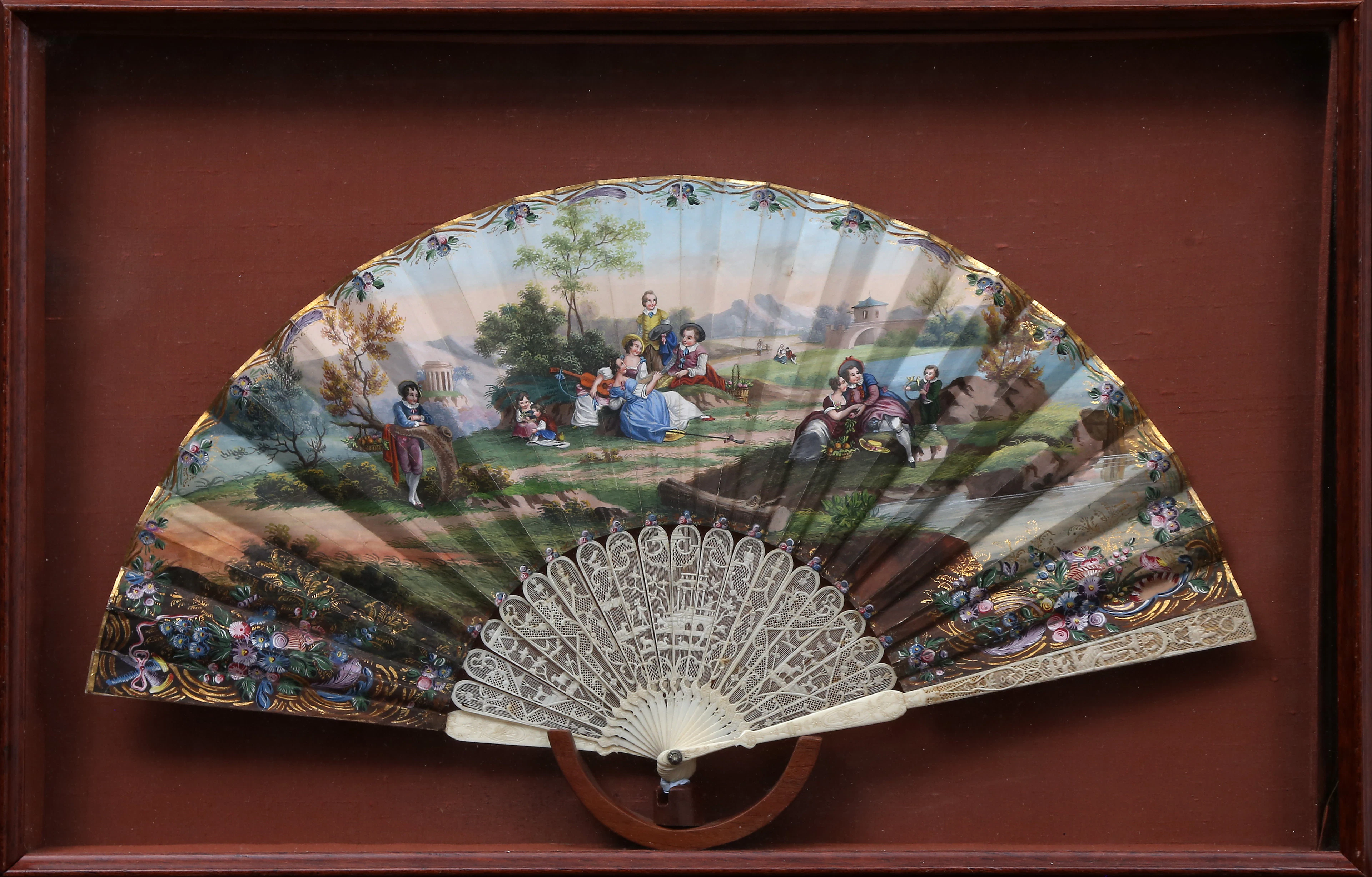 Louis Philippe fan with lithographed and hand-colored paper leaf