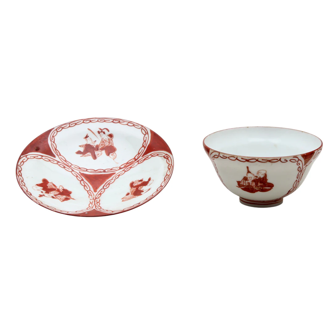 Japanese porcelain cup and saucer set, early decades of the 20th Century.