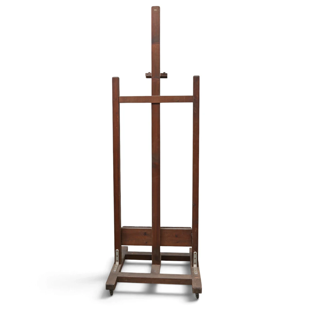 Pine wood easel, 20th Century.