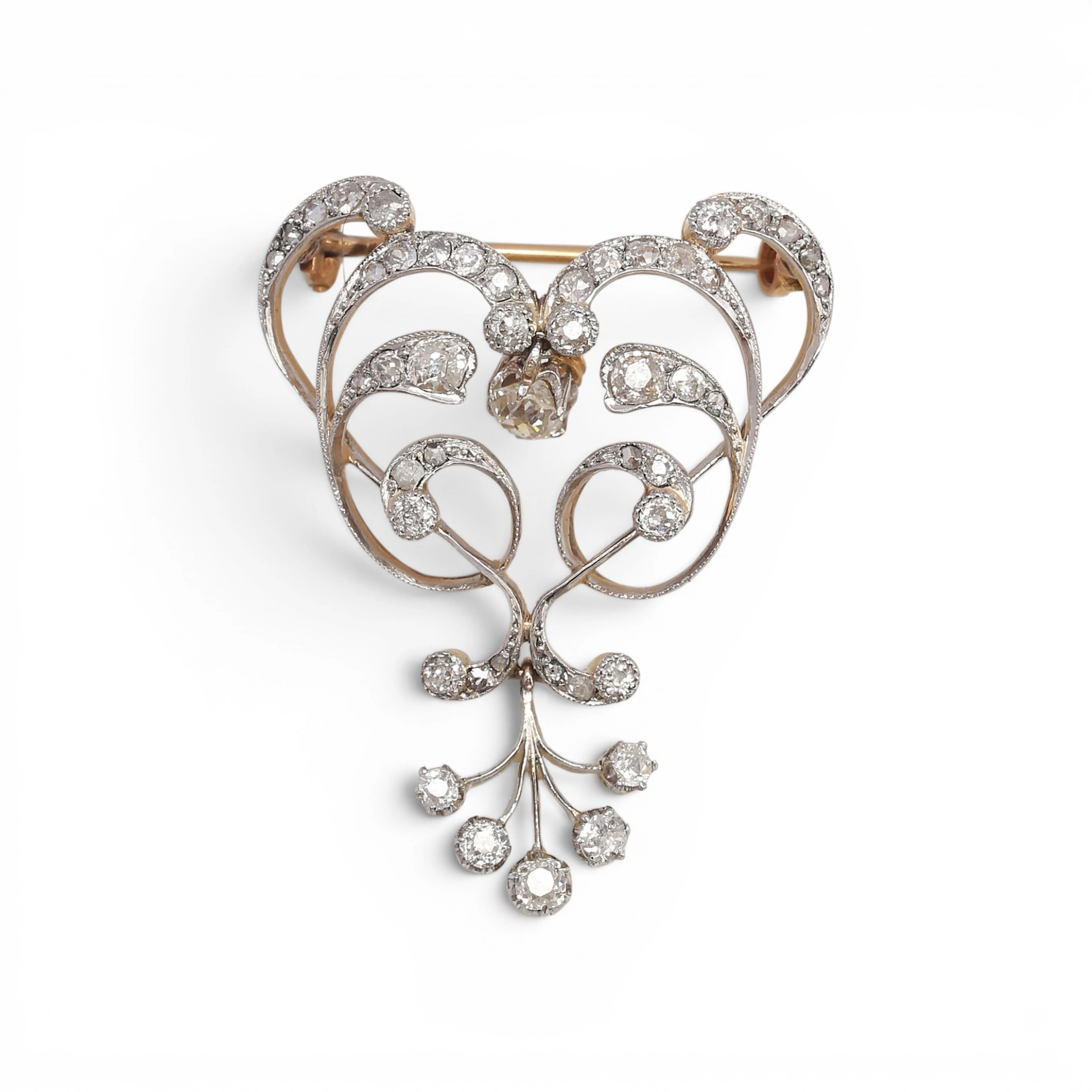 Belle Époque diamonds brooch-pendant, circa 1910.