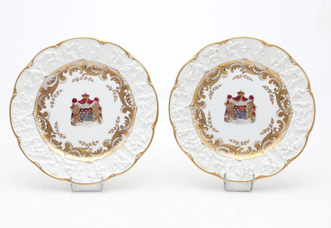 Pair of "Napoleon and Josephine" heraldic plates in Ernst Bohne porcelain