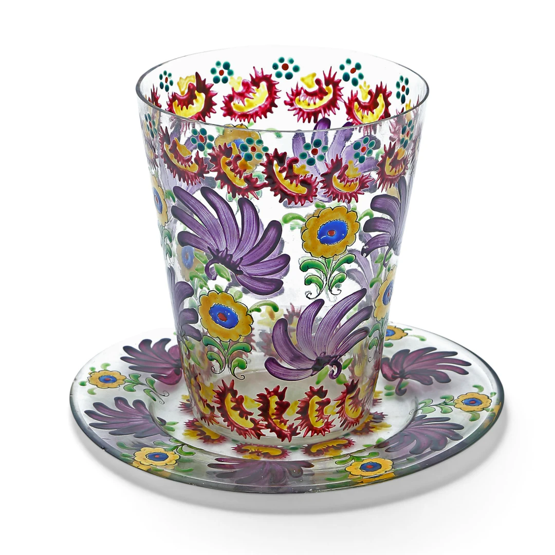 ENRIC RIERA. ATRIBUIDO. Vase and plate.
