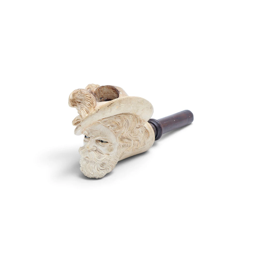 Meerschaum pipe with glass eyes, 19th Century.