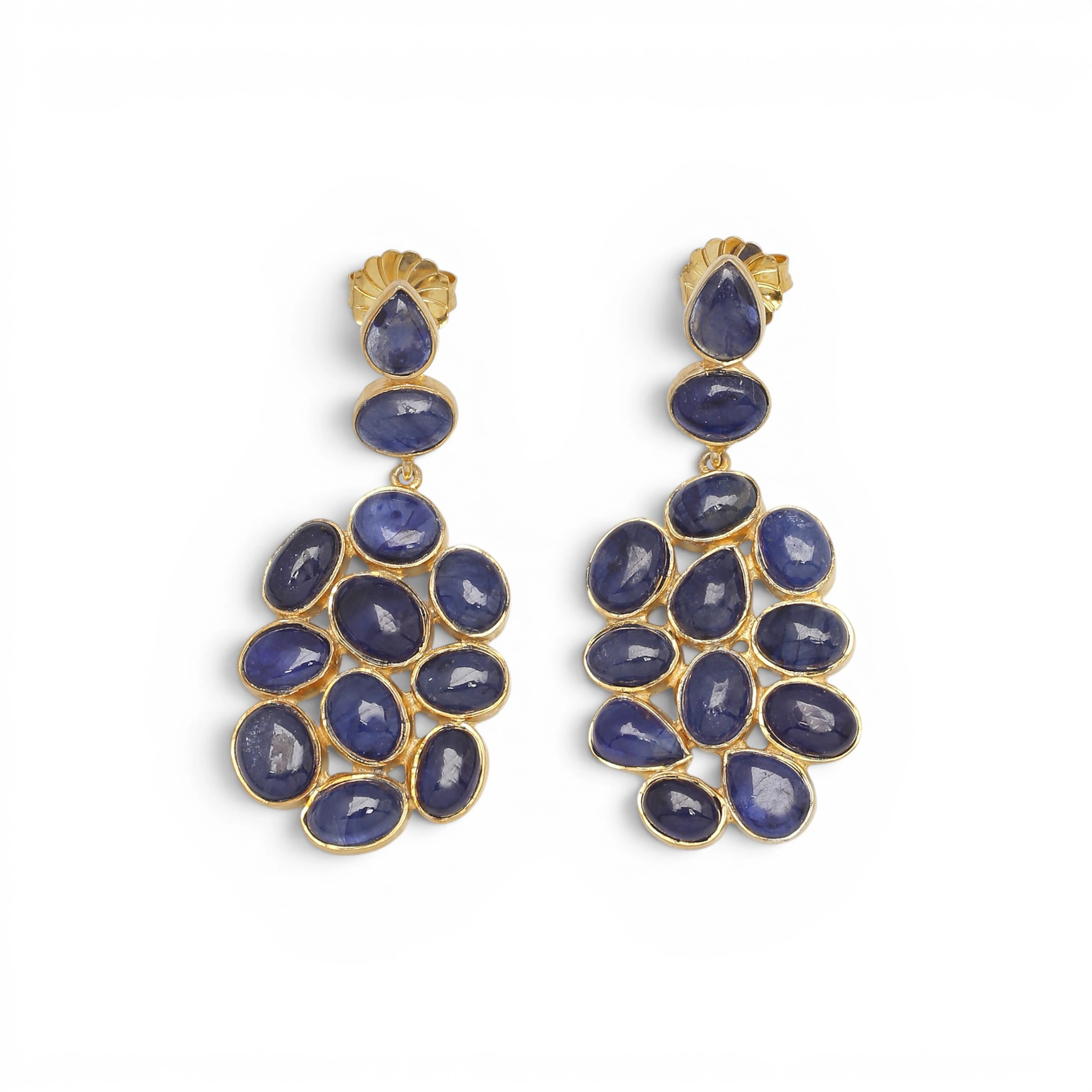 Sapphires long earrings.