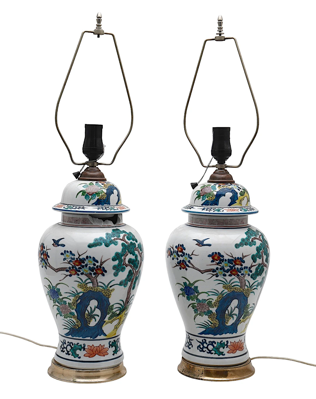 Pair of porcelain jars in “green family” style, 20th Century.
