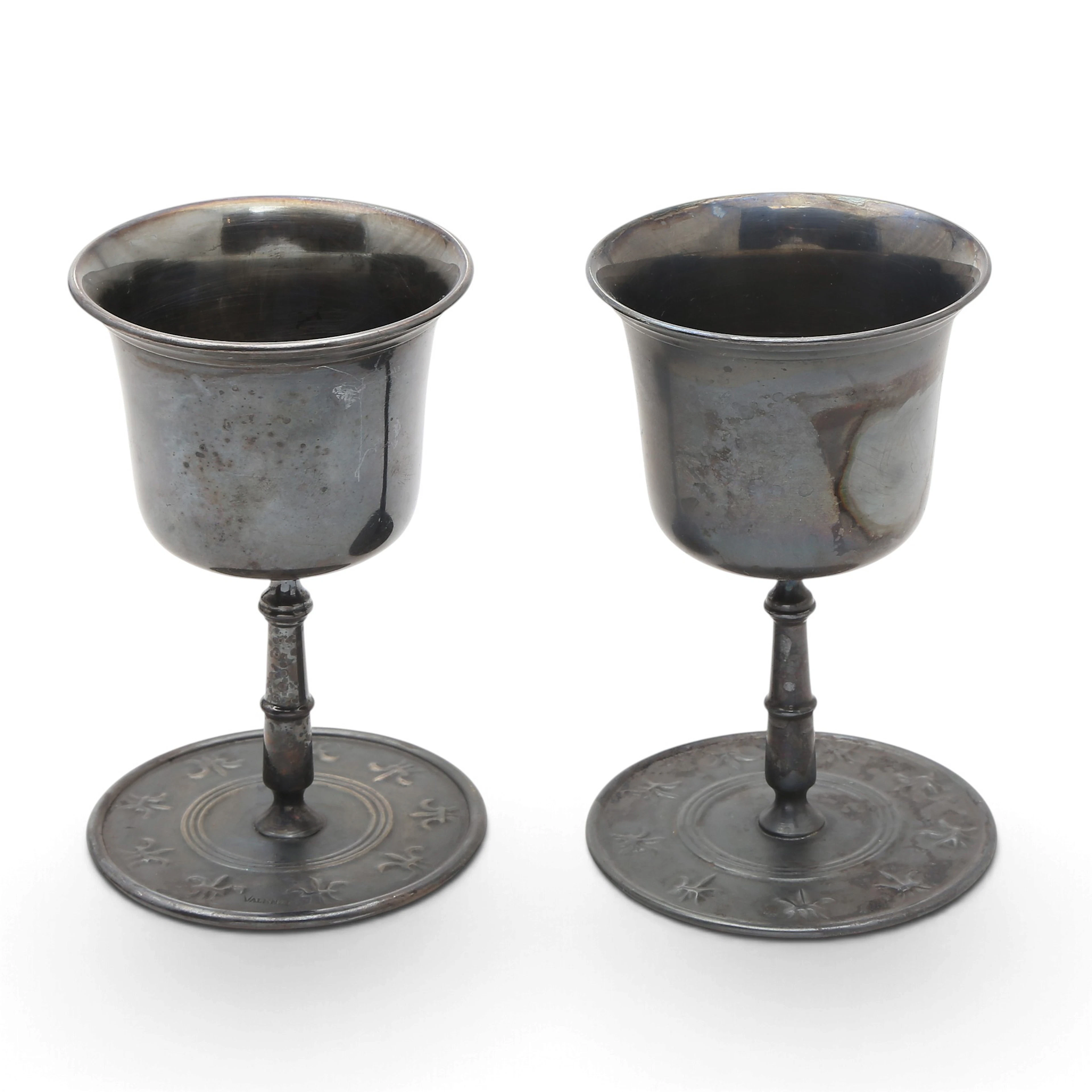 Set of eight silvery metal goblets by Valentí, mid 20th Century.