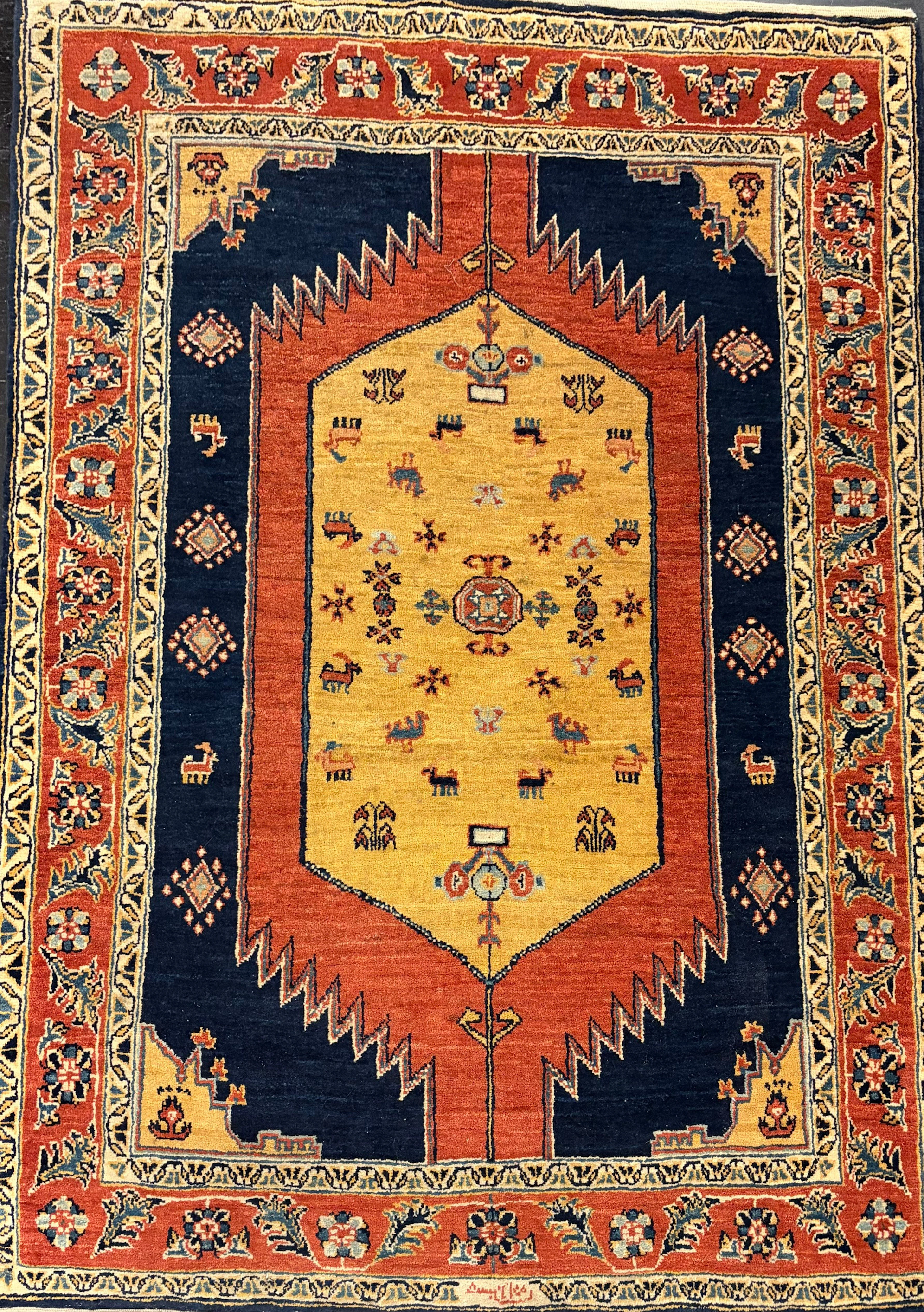 Alfombra tribal iraní Kashkuli en lana, del siglo XX.