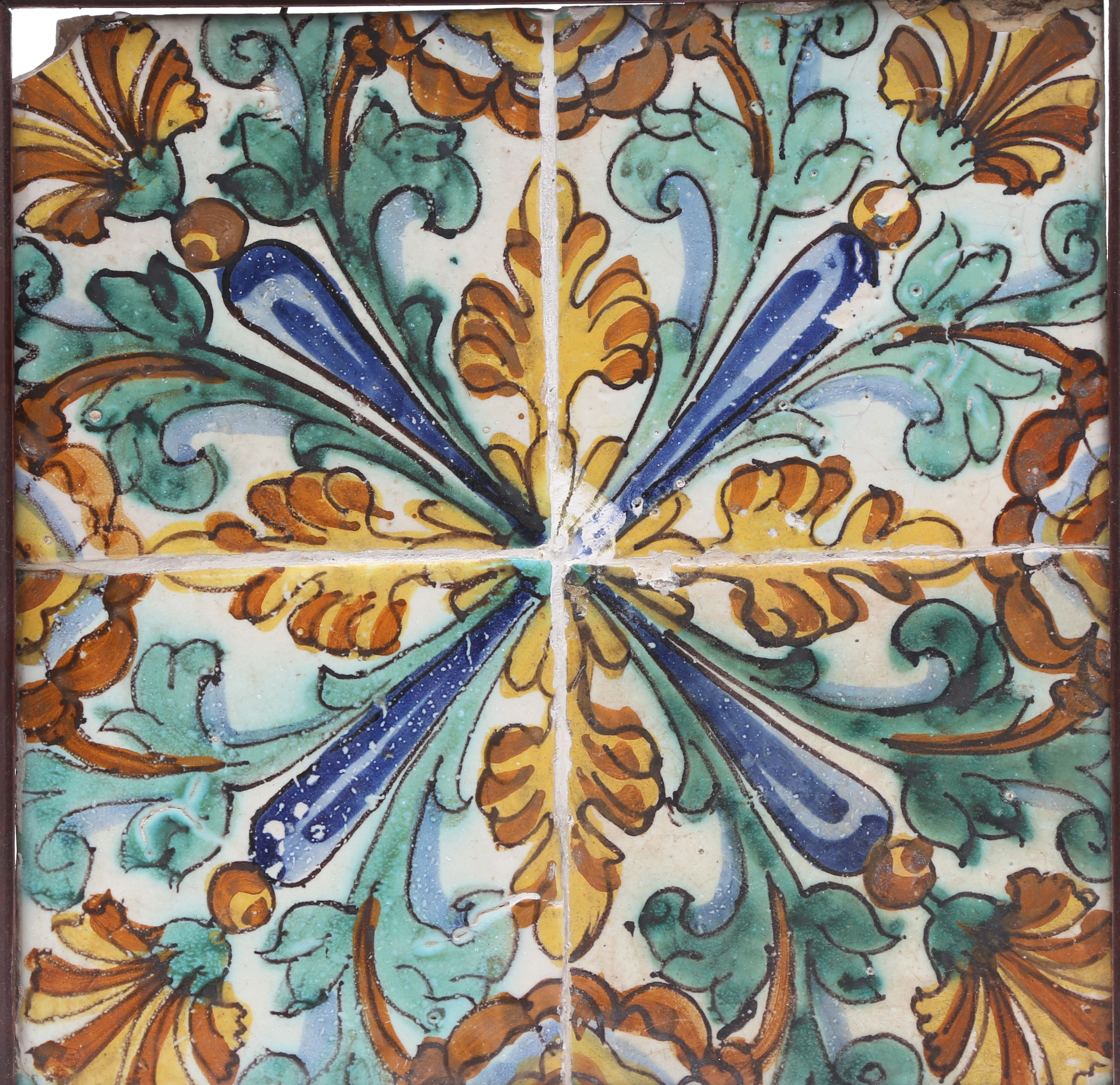 Plafón de cuatro azulejos catalanes “de mostra”, del siglo XVII.