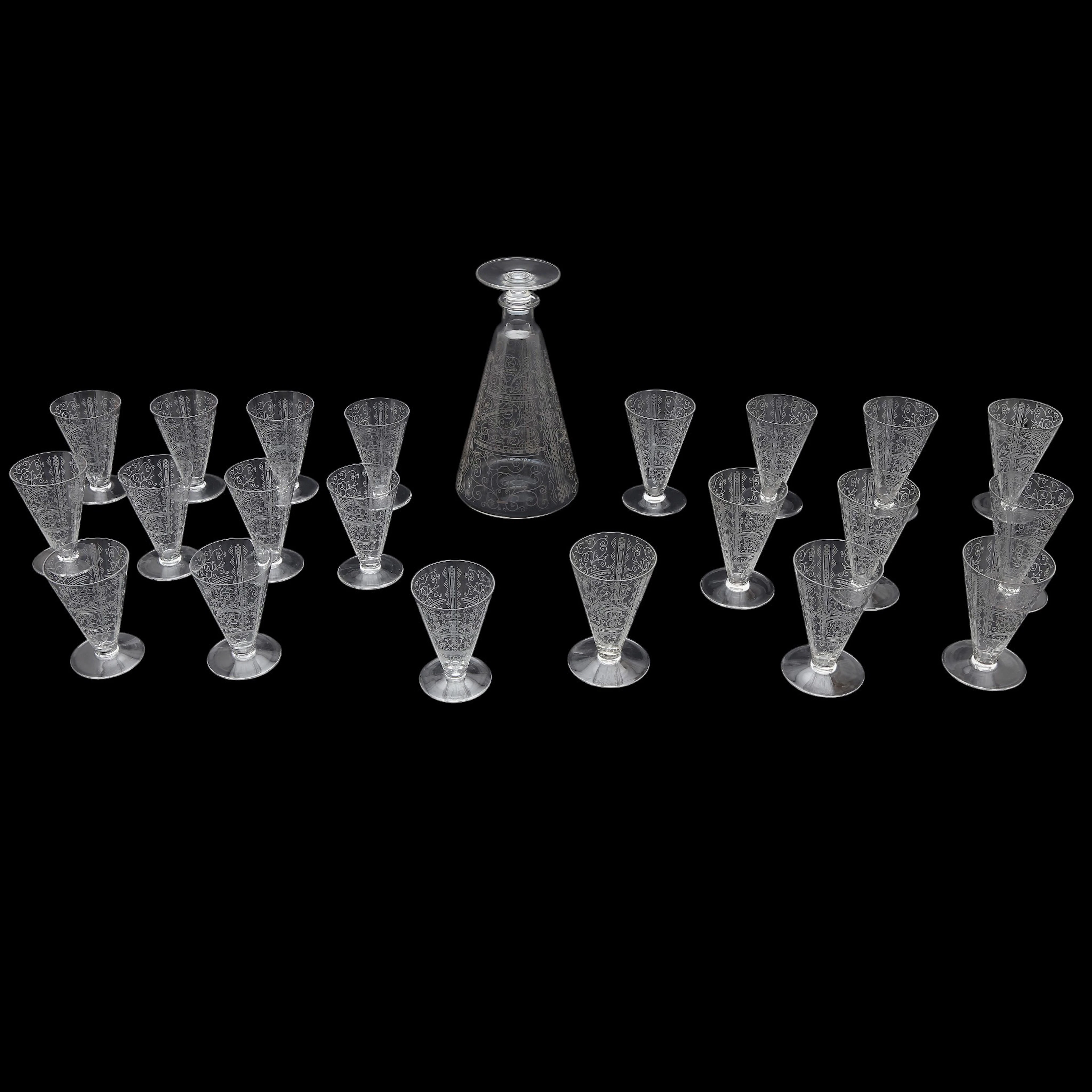 TEN-PIECE "Lido" model Baccarat crystal glassware set, first half