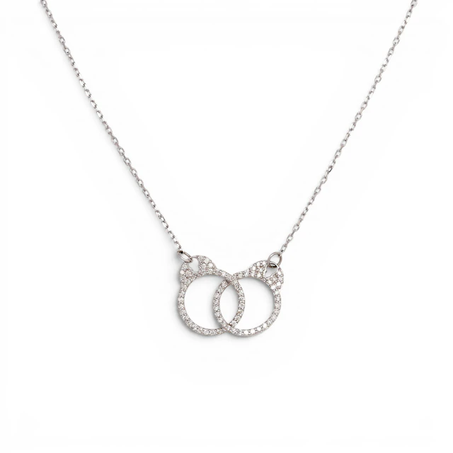 Handcuffs-shaped diamonds choker.