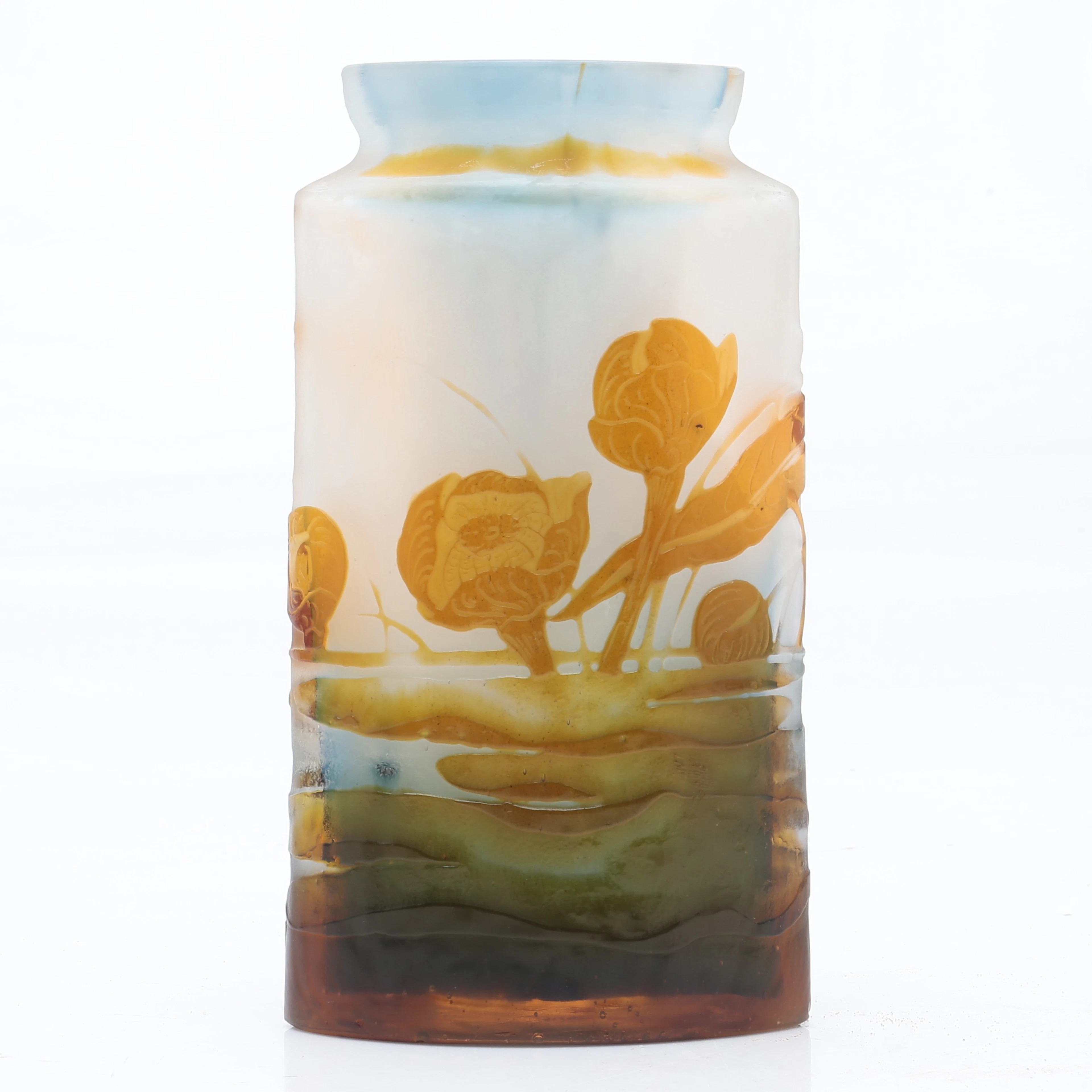 ÉMILE GALLÉ. Vase with aquatic plants.