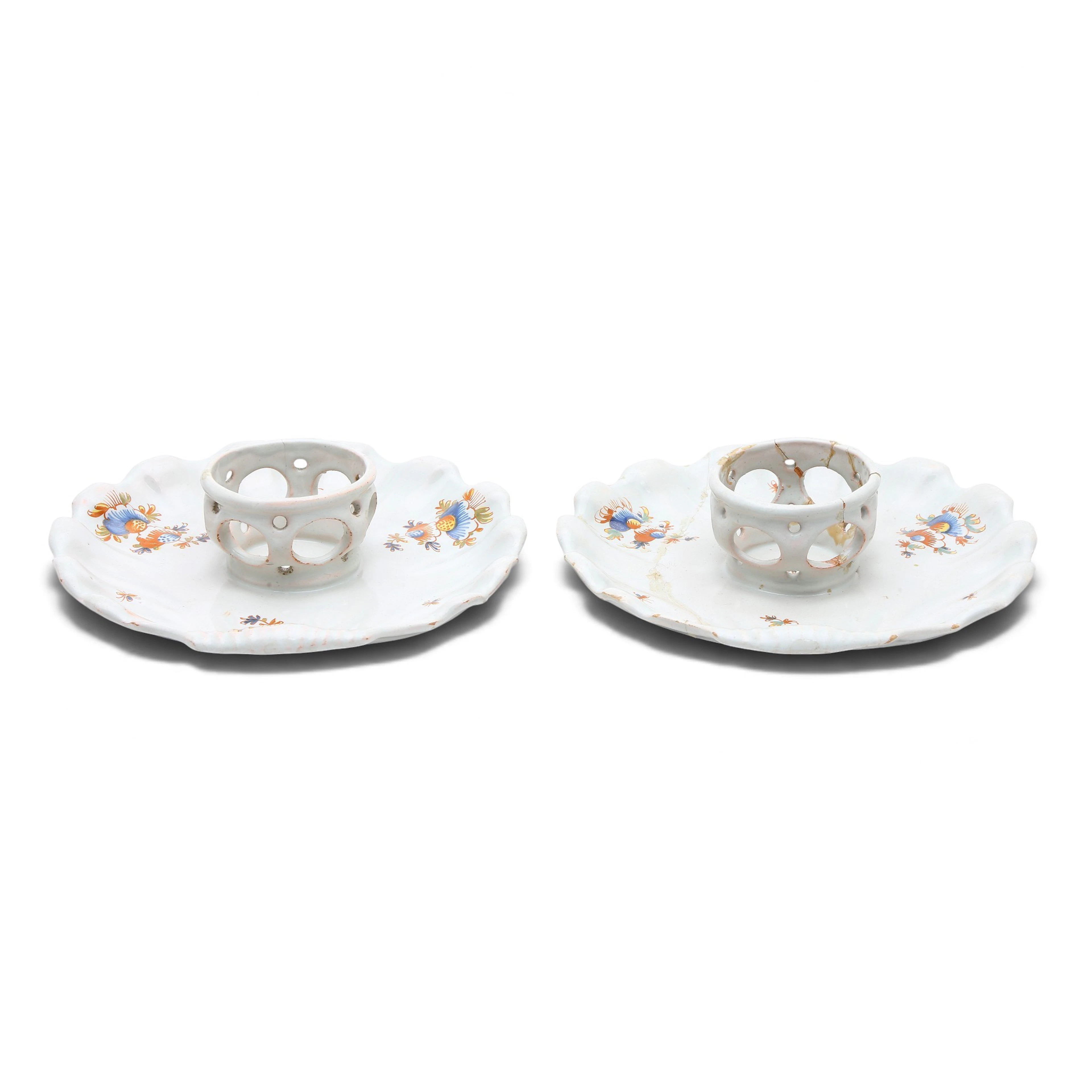 PAIR of Alcora trembluses from the "naturalist flowers" series, second