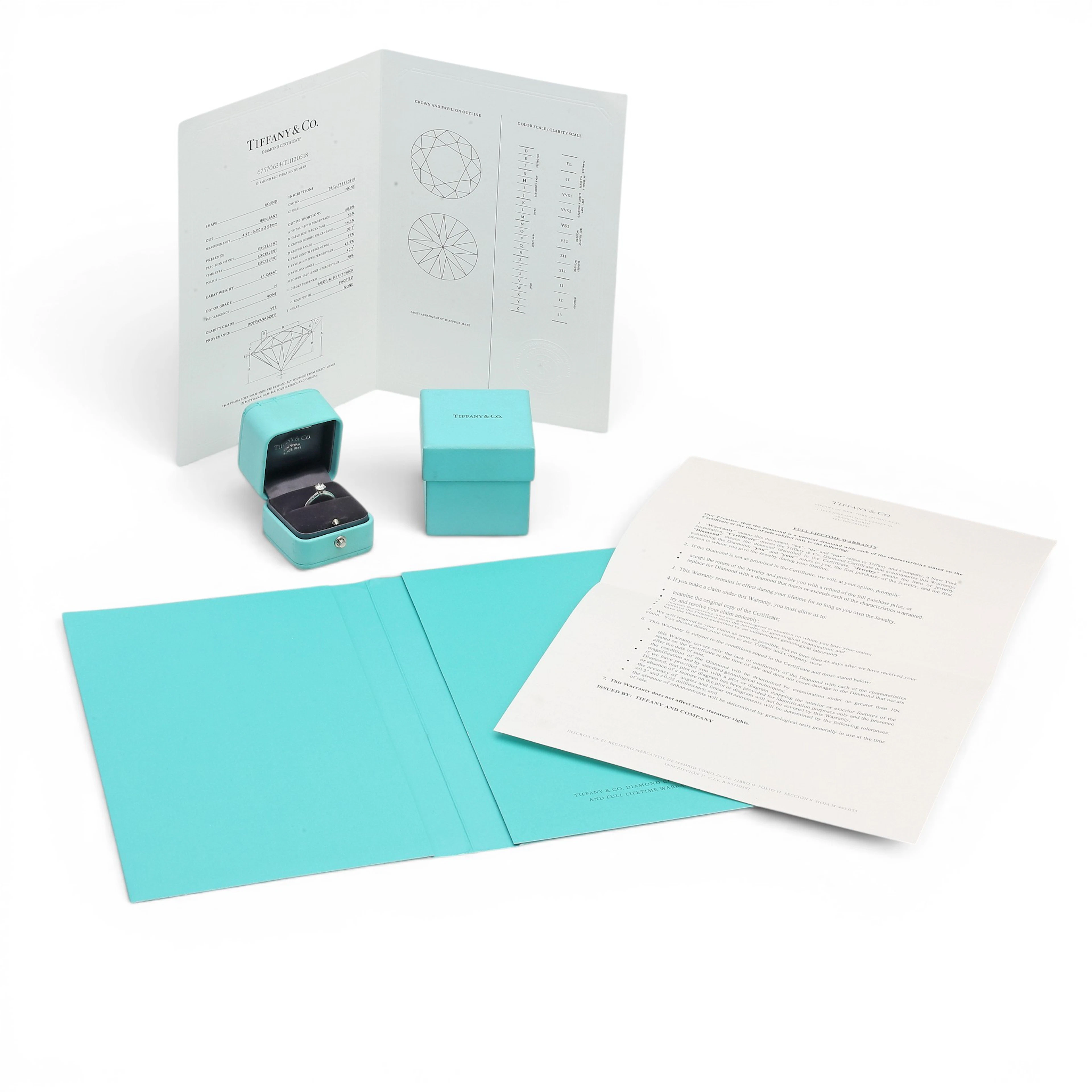 TIFFANY & CO. Solitaire ring with certificate.