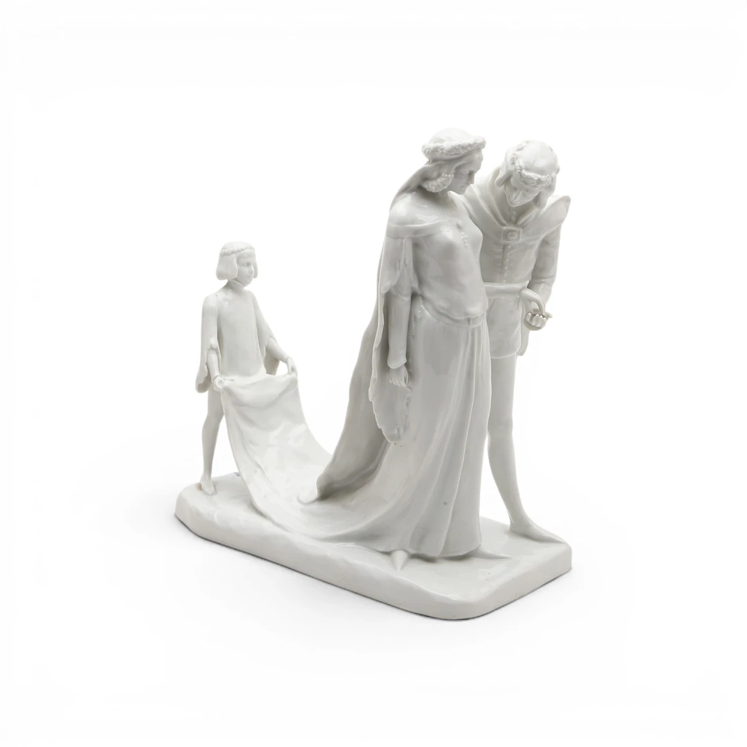 "Historicist wedding", German glazed porcelain group, 20th Century.