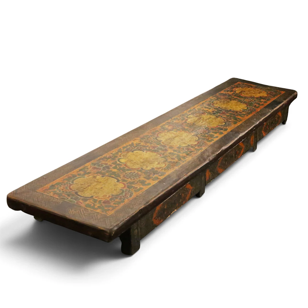 Tibetan bench in polychrome wood, early 20th century.