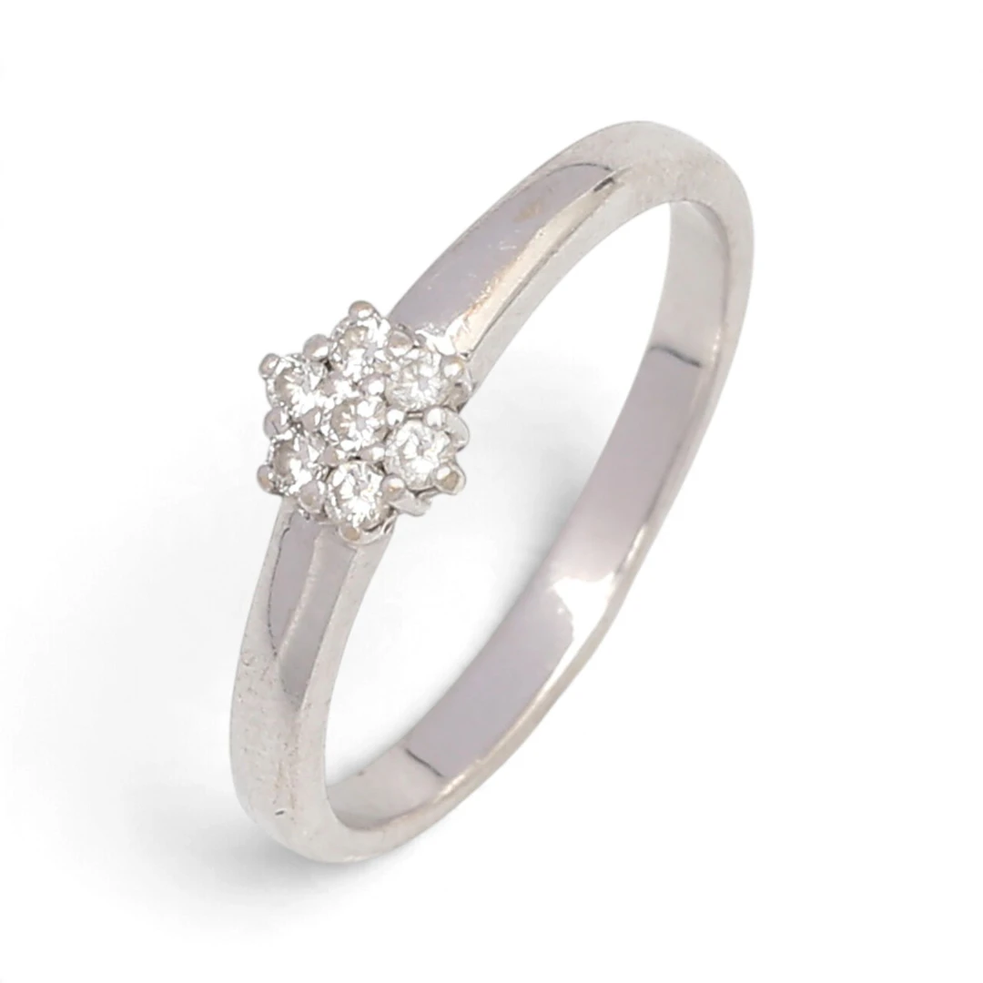 Diamonds rosette ring.