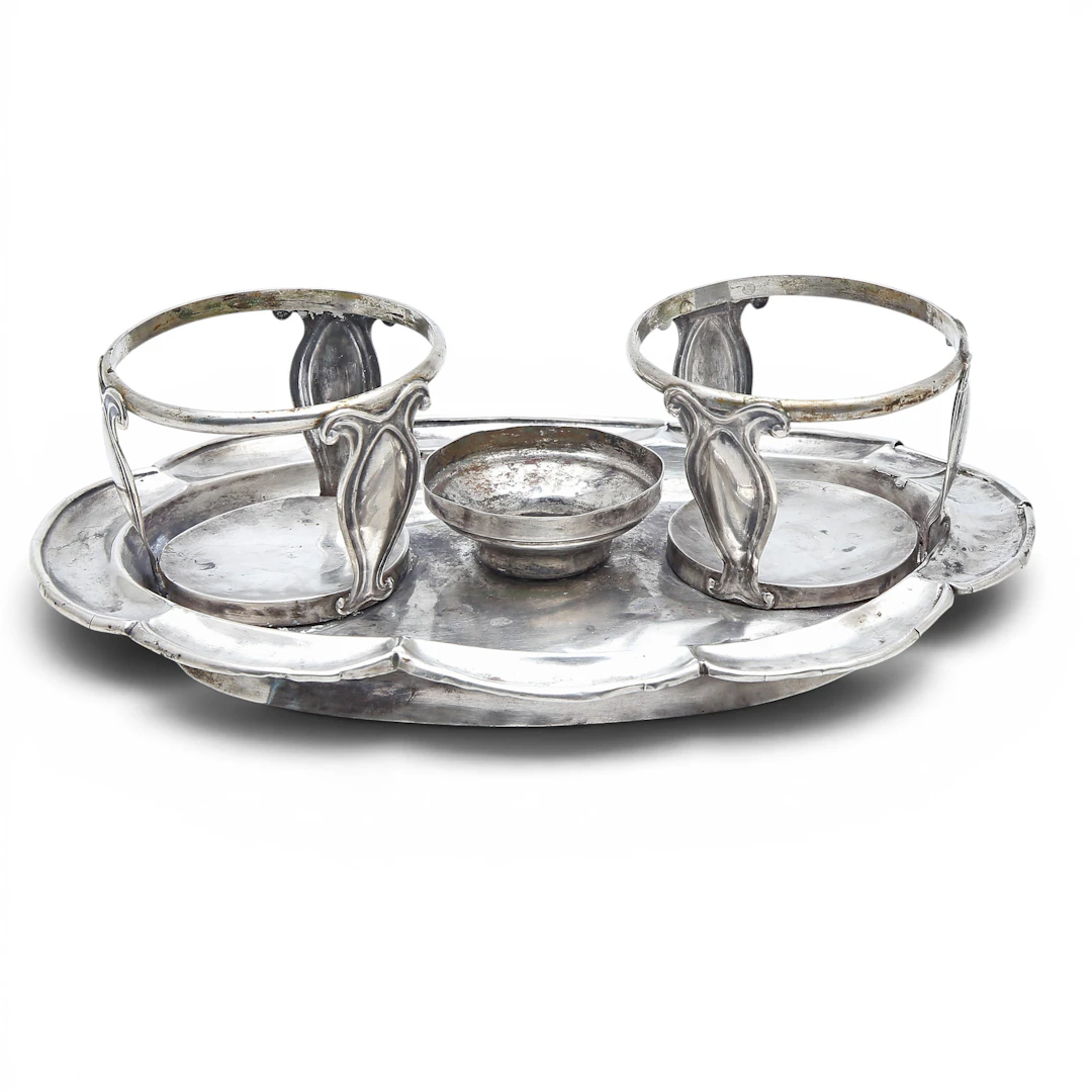 Cruets stand in Barcelona silver, second third of the 19th Century.