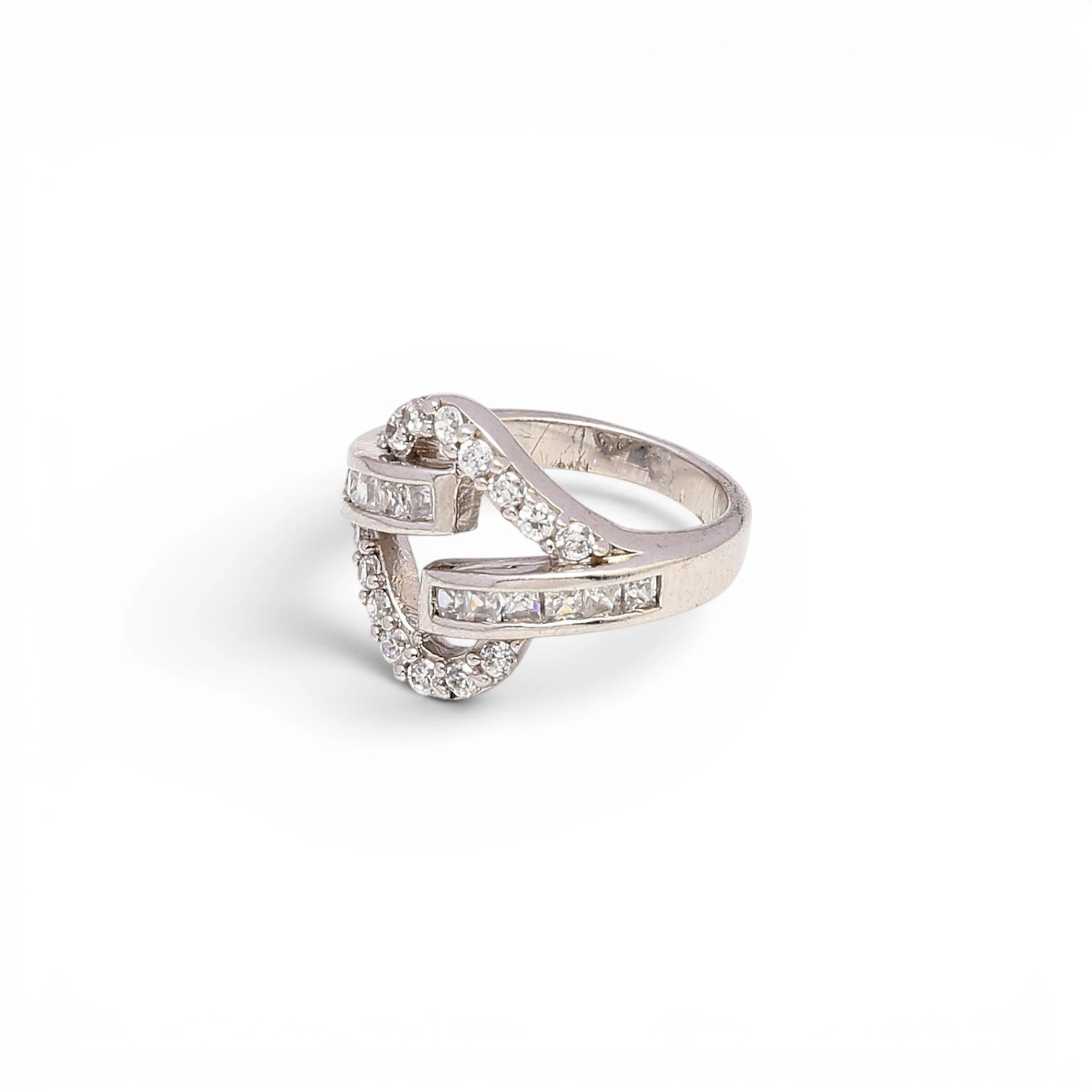 Zircons ring.