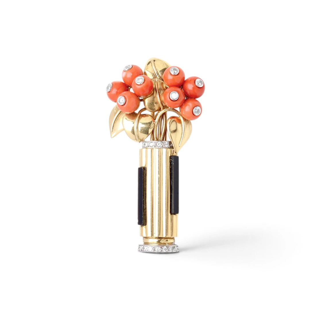 Art Déco floral brooch, circa 1940.
