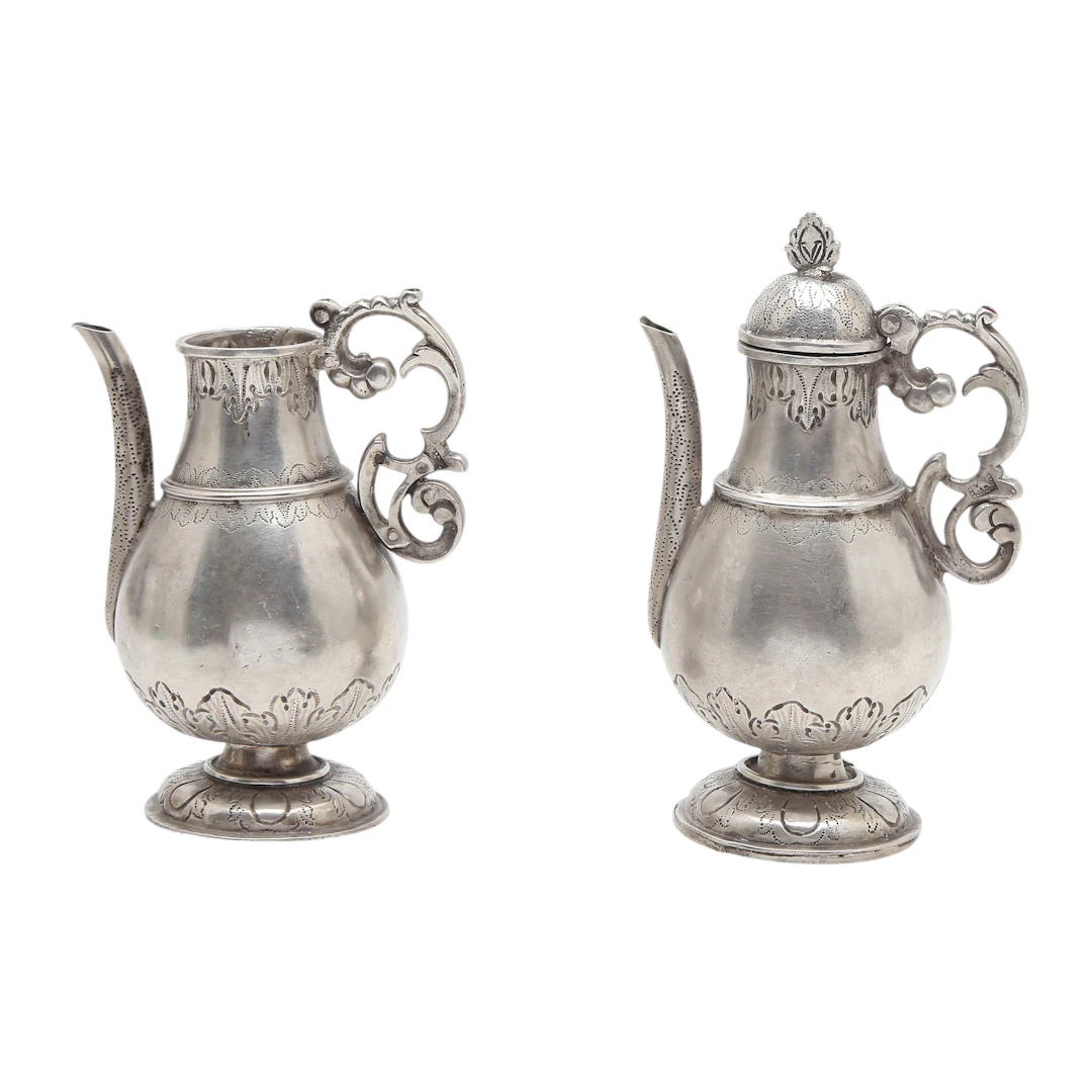Pair of Mallorcan silver cruets, late 17th-early 18th Century.