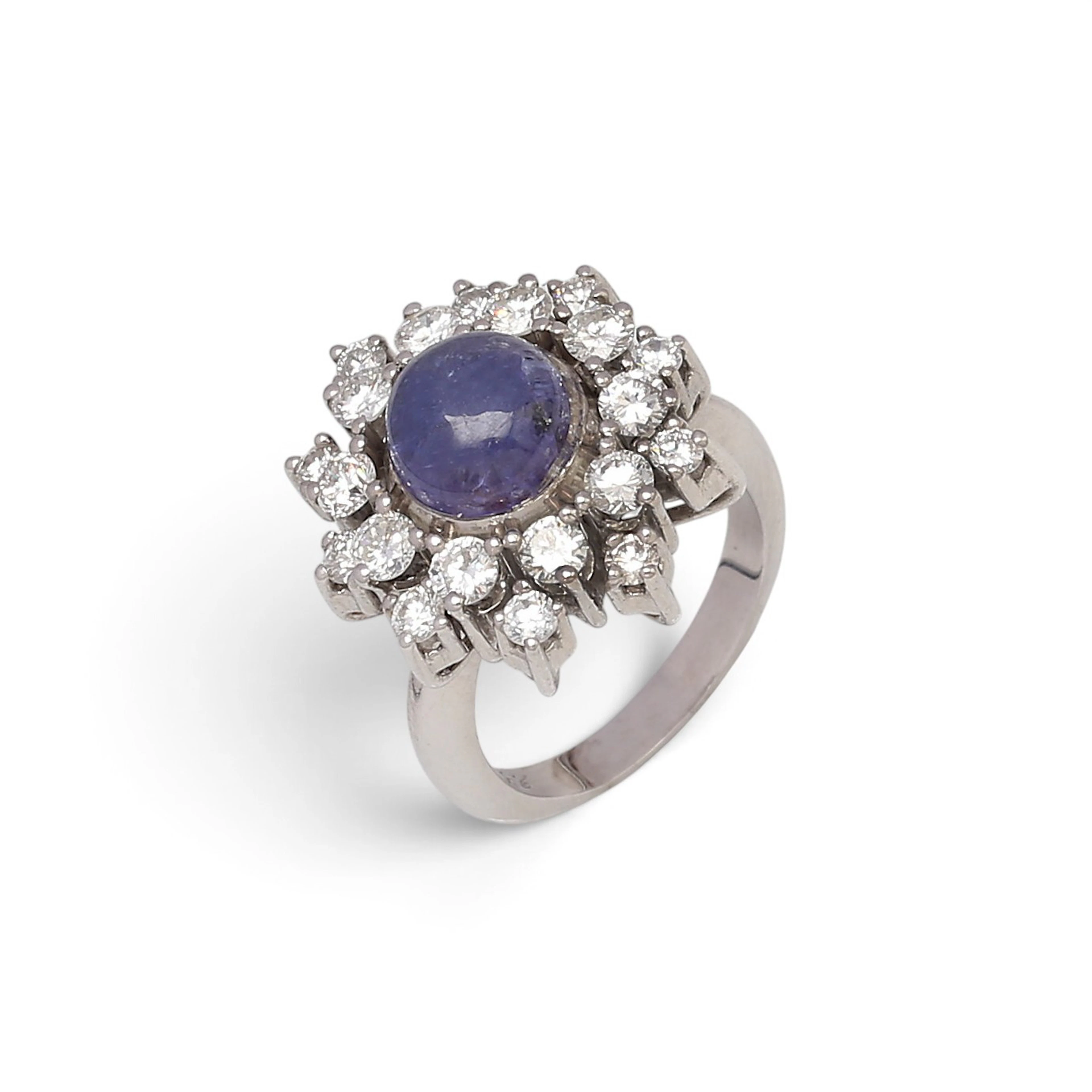 Tanzanite and diamonds rosette ring.
