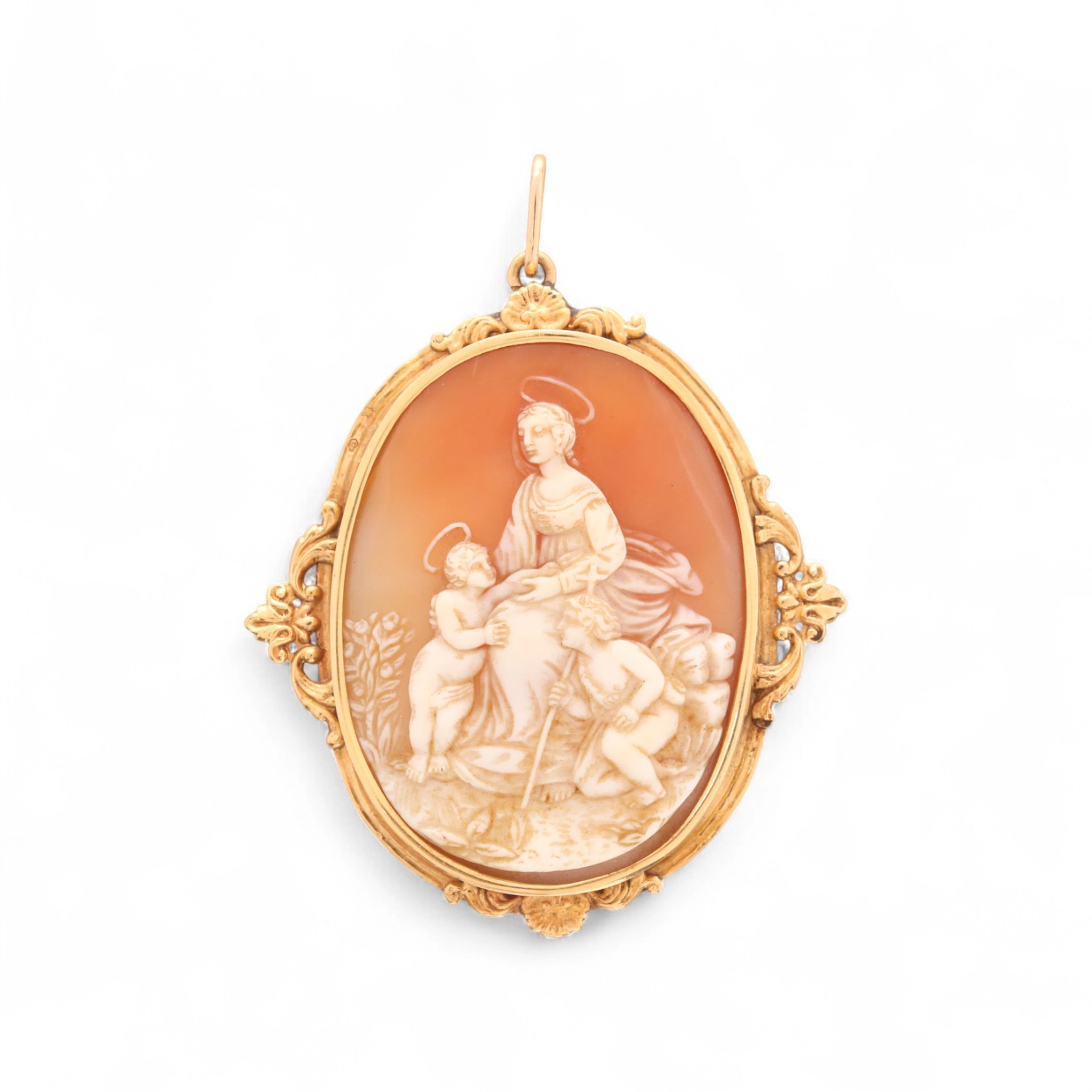 Pendant with cameo, mid 20th Century.