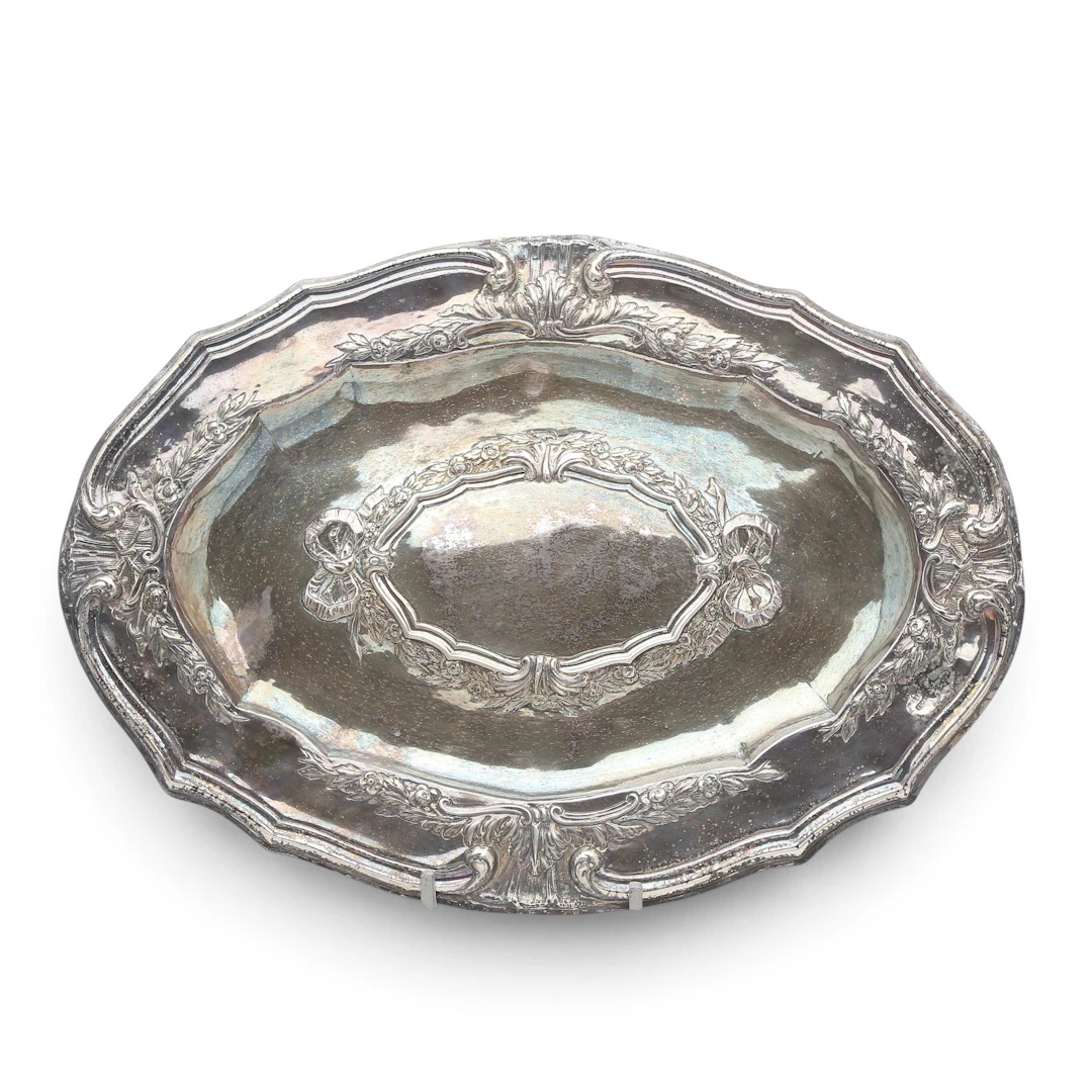 Charles IV ornamental tray in embossed silver, third quarter of the