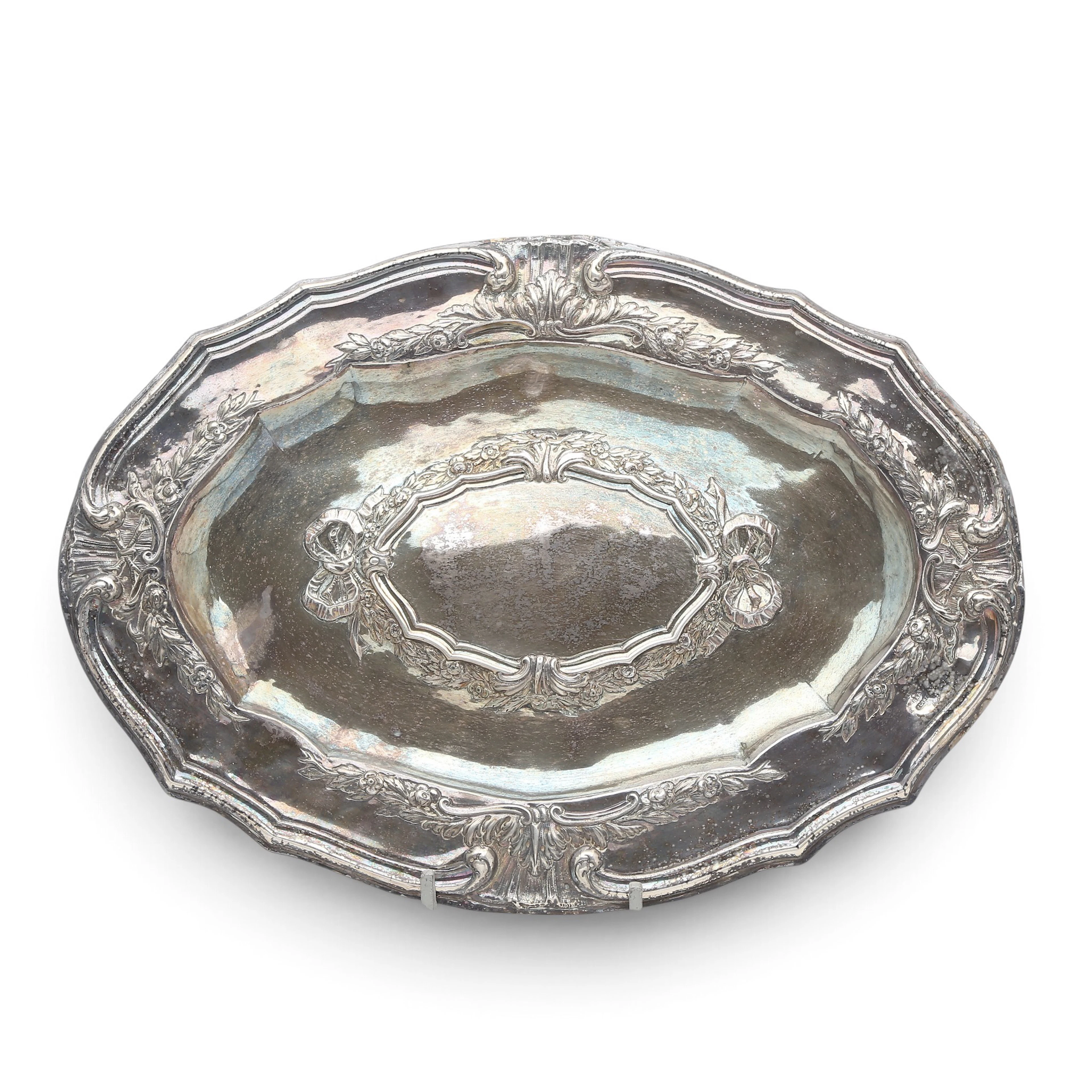 Charles IV ornamental tray in embossed silver, third quarter of the