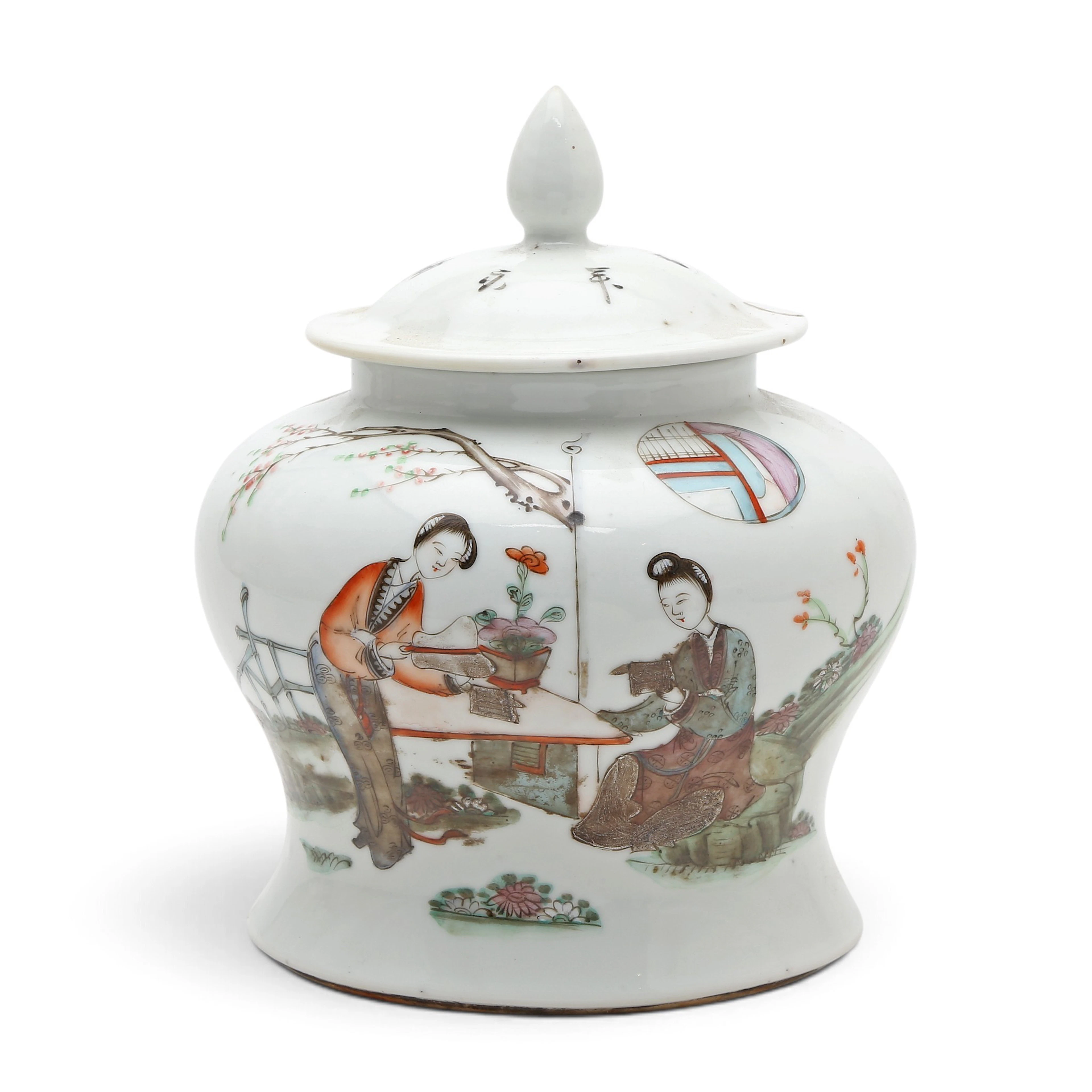 CHINESE "Famille rose" porcelain jar, first half of the 20th century.