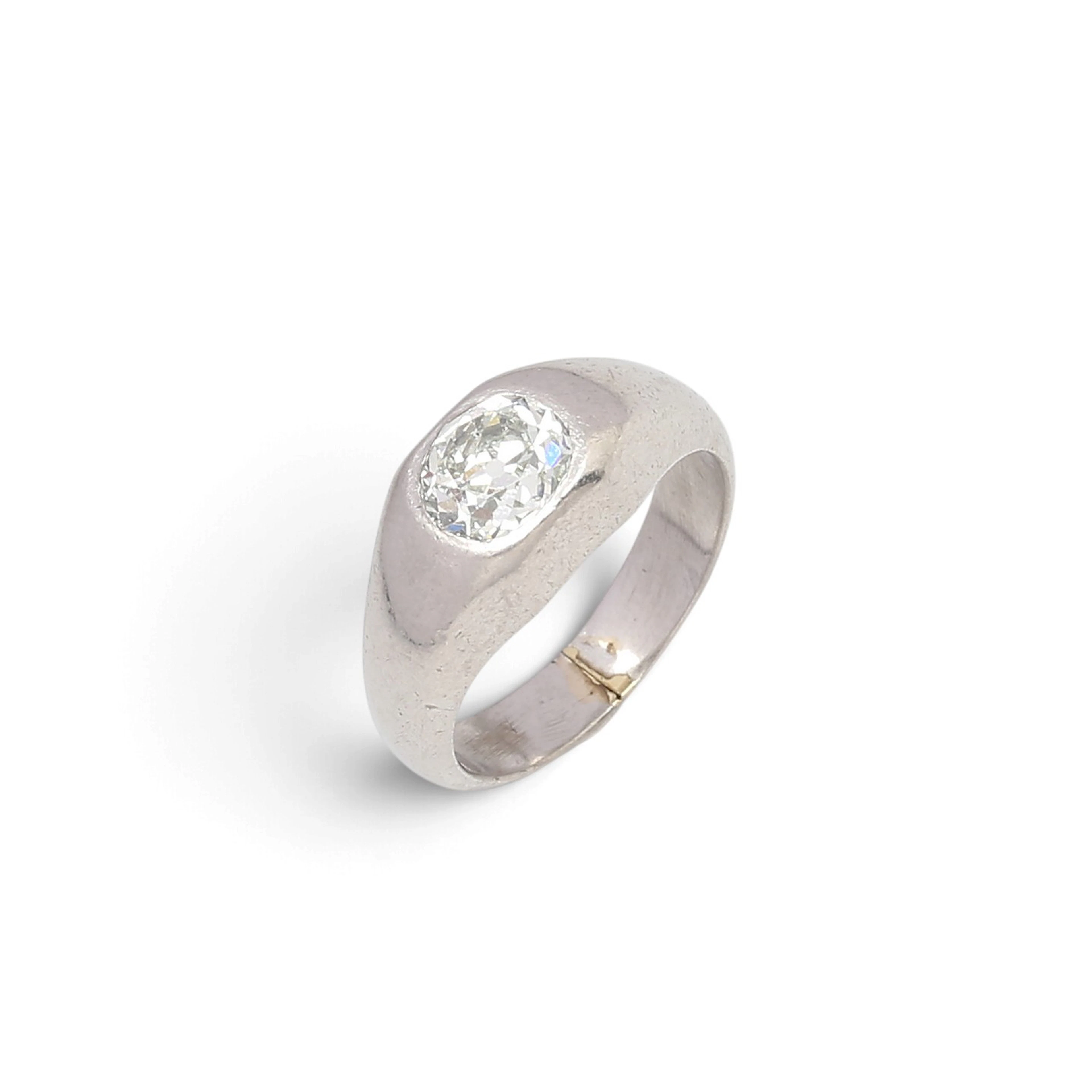 Solitaire ring, circa 1920.
