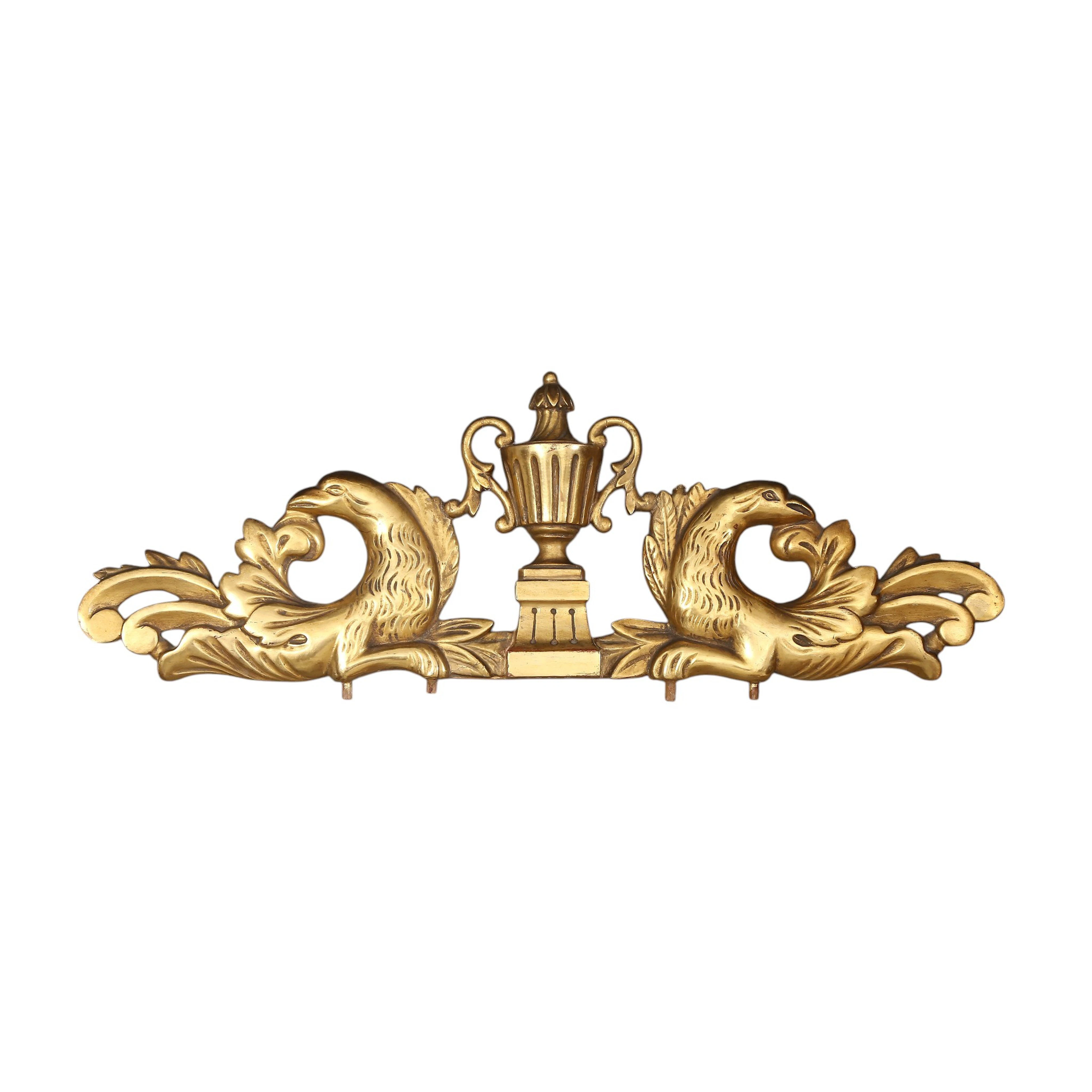 Empire finial in carved and gilt wood, circa 1830.